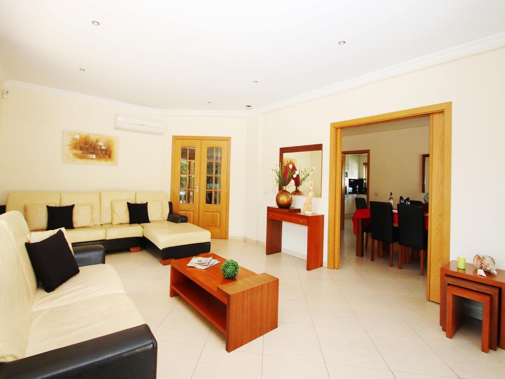 Luxurious In With Private Pool Albufeira