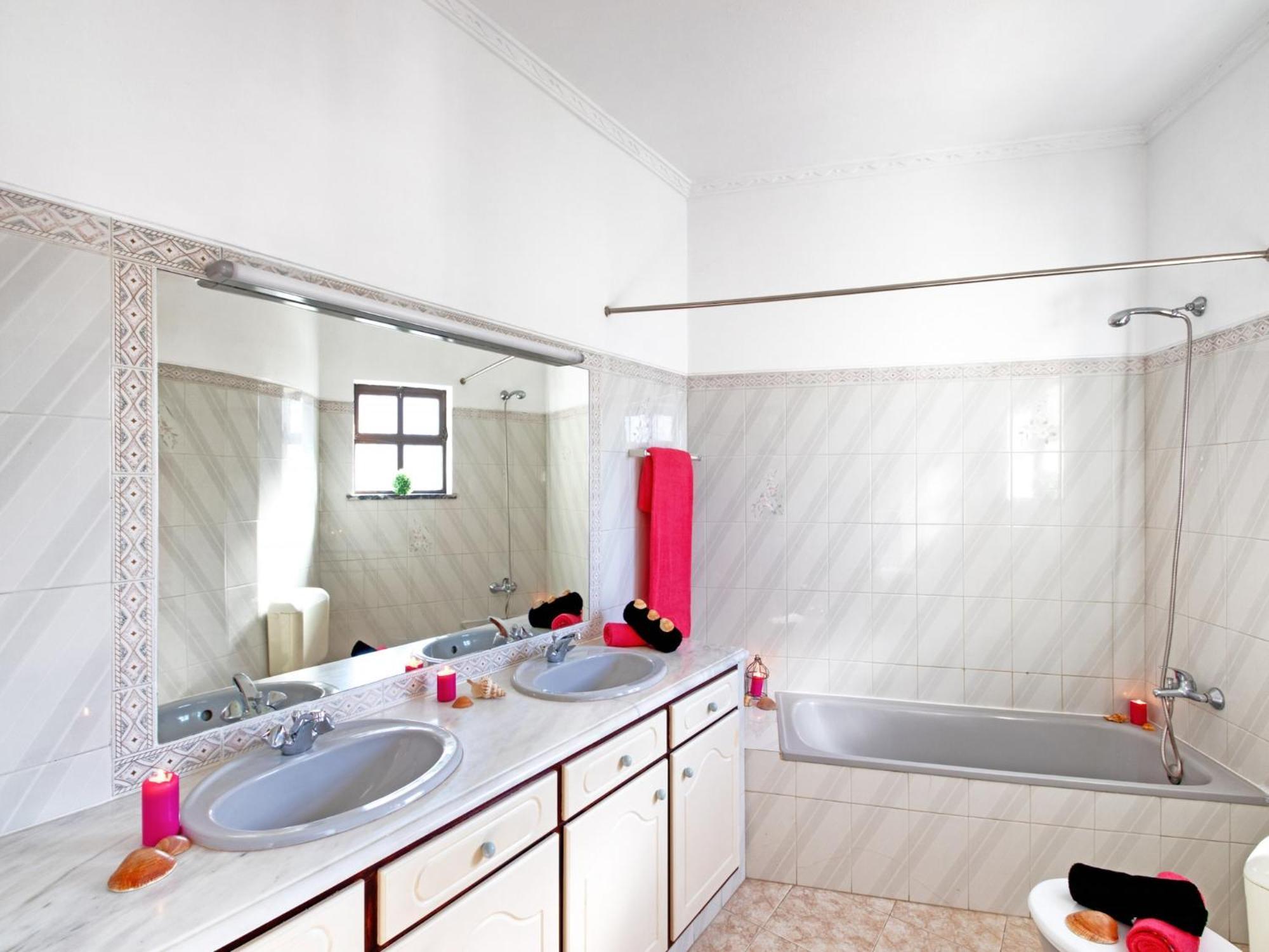 Charming In With Private Pool * Albufeira