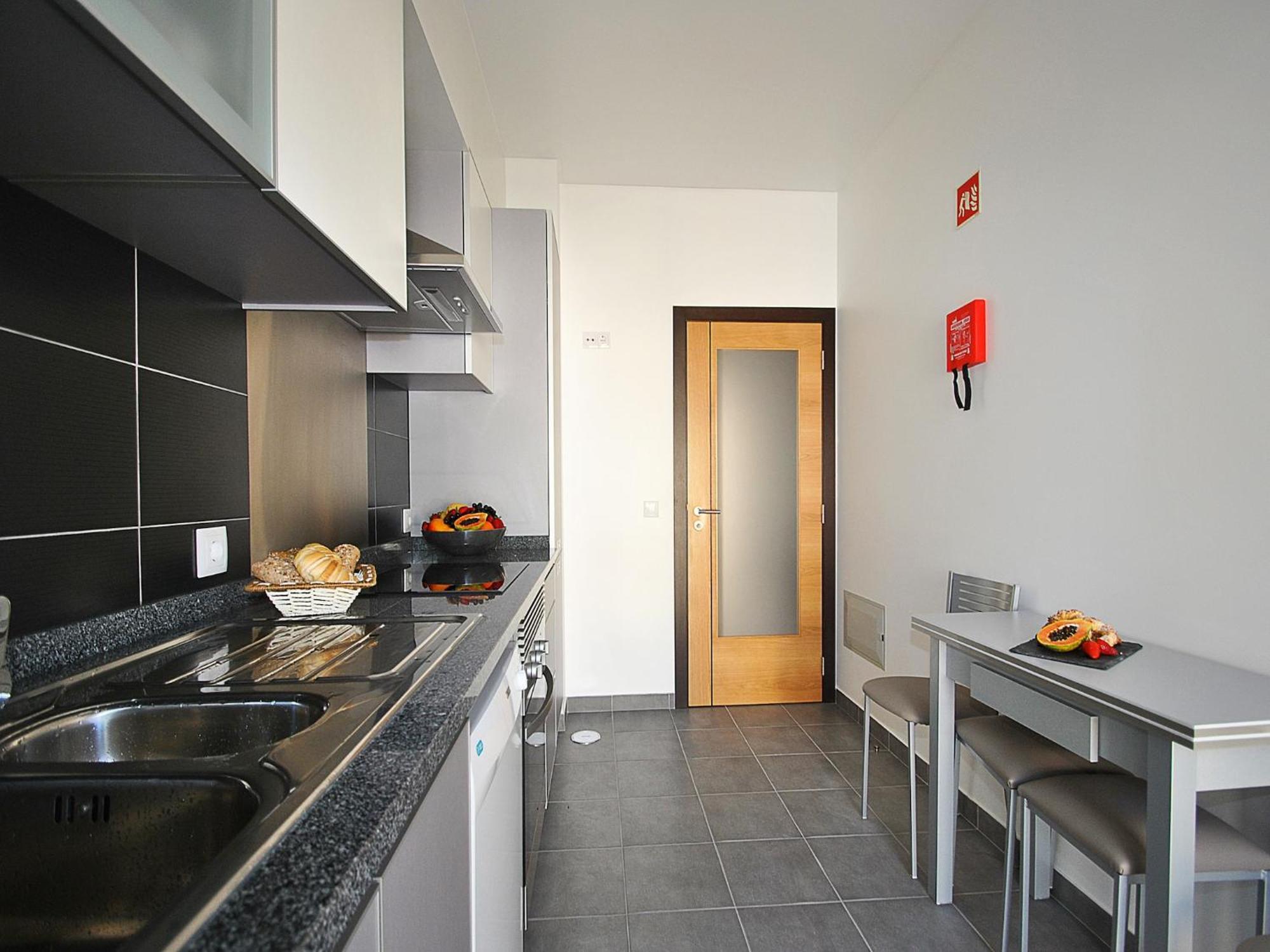 In Near Rock Apartment