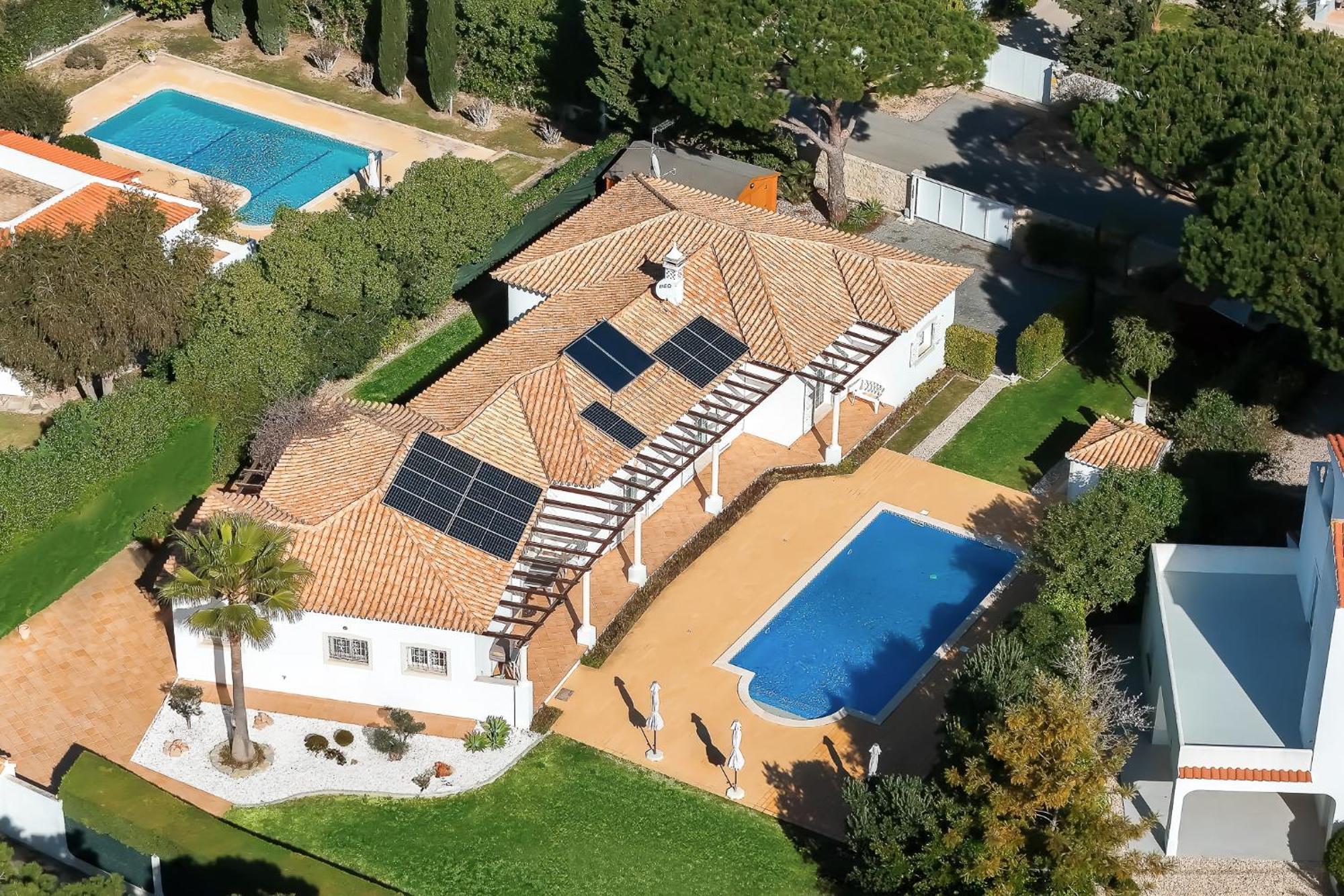 Exclusive Toulouse With Pool In Falesia Algarve *