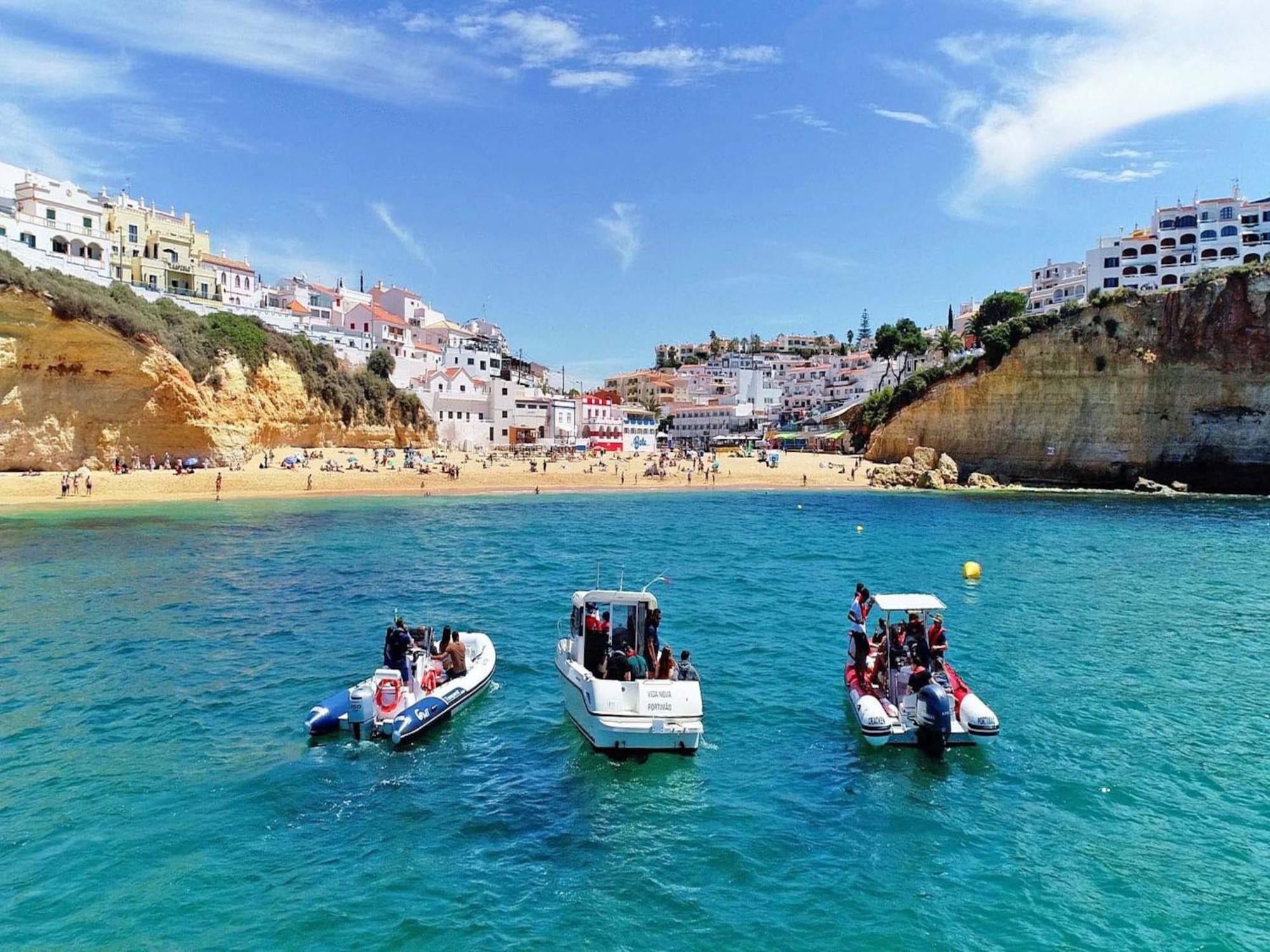 Stunning 4-bed In * Albufeira