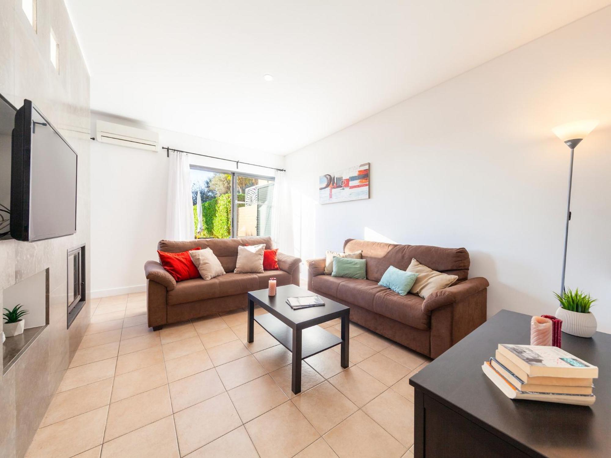 Holiday home Incredible Townhouse W Pool, Albufeira