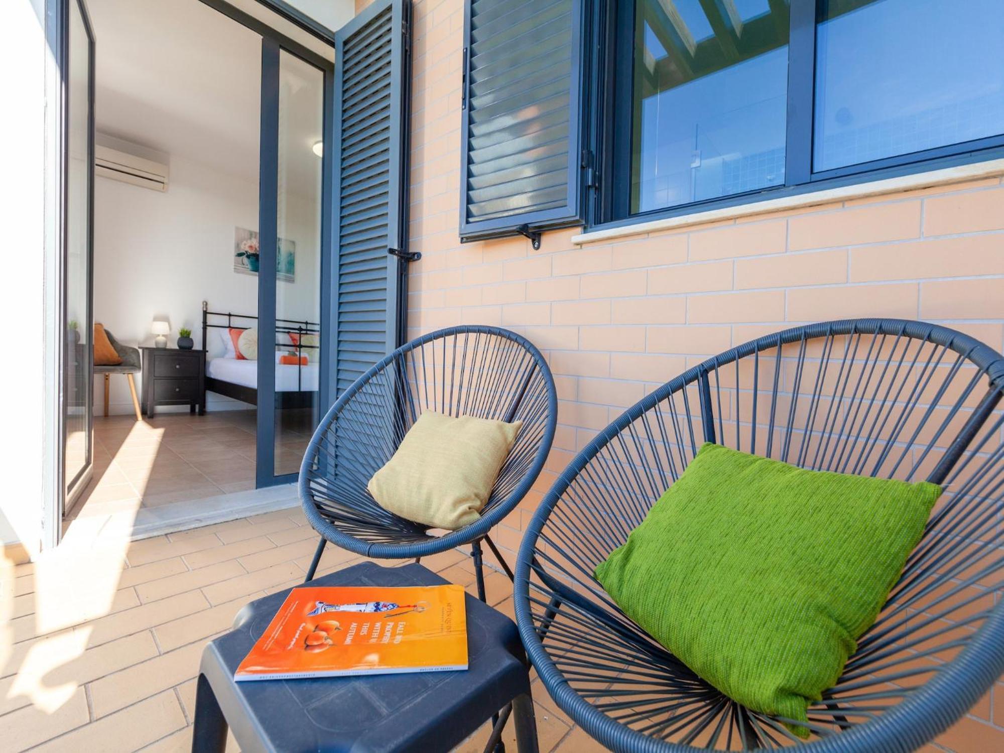 Incredible Townhouse W Pool, Holiday home *