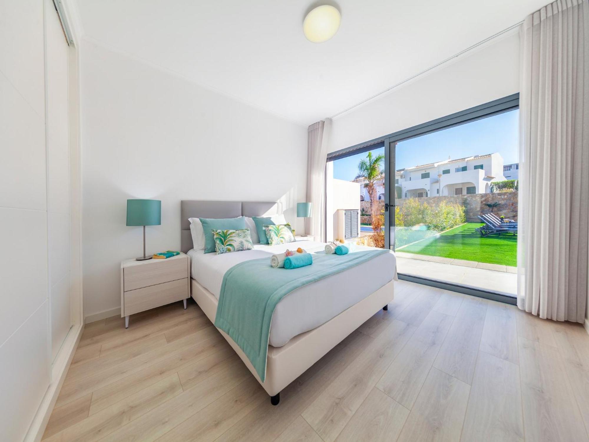 Elegant Villa, Private Pool, Albufeira