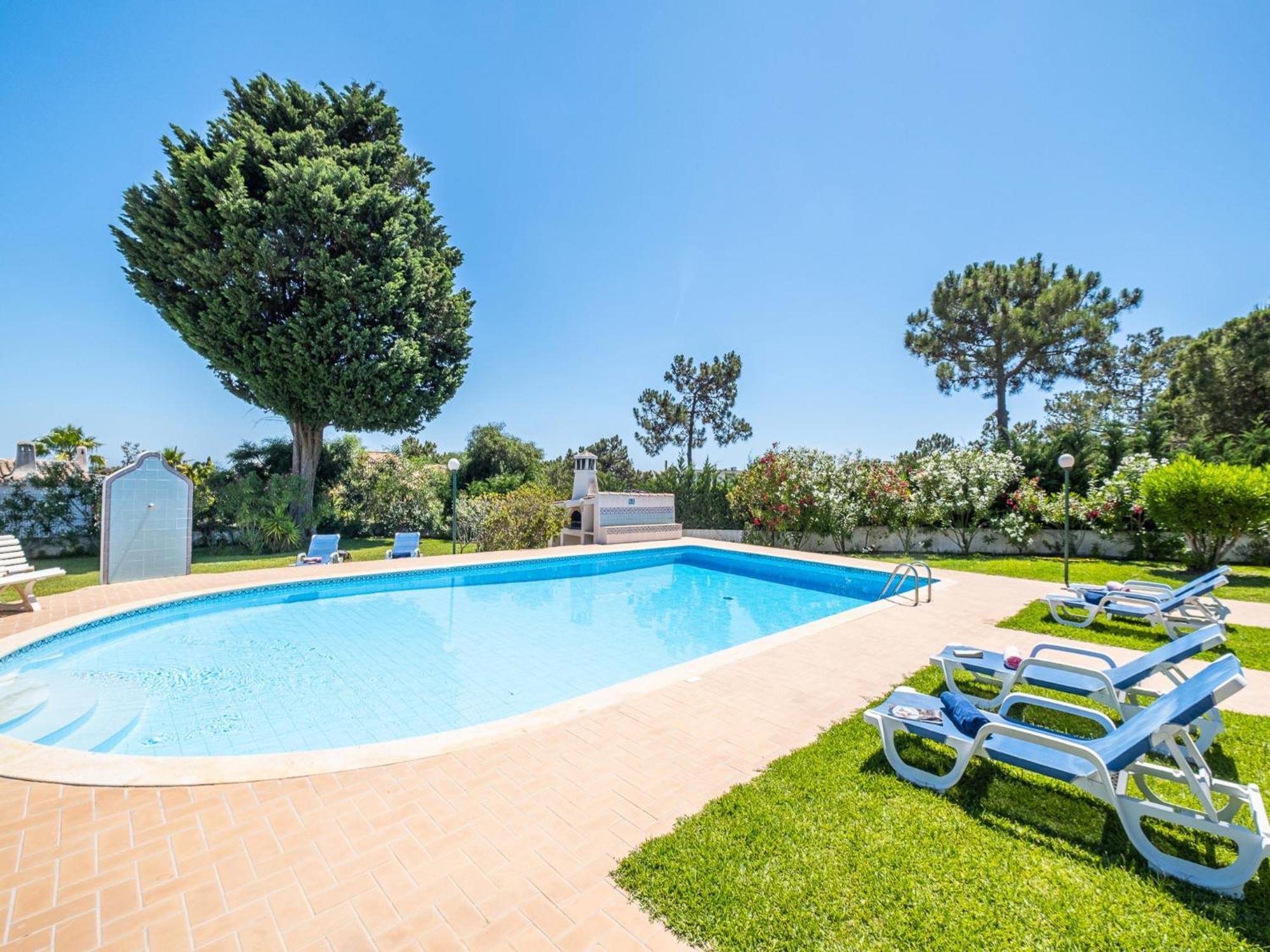 Luxurious W Pool, Jacuzzi Villa