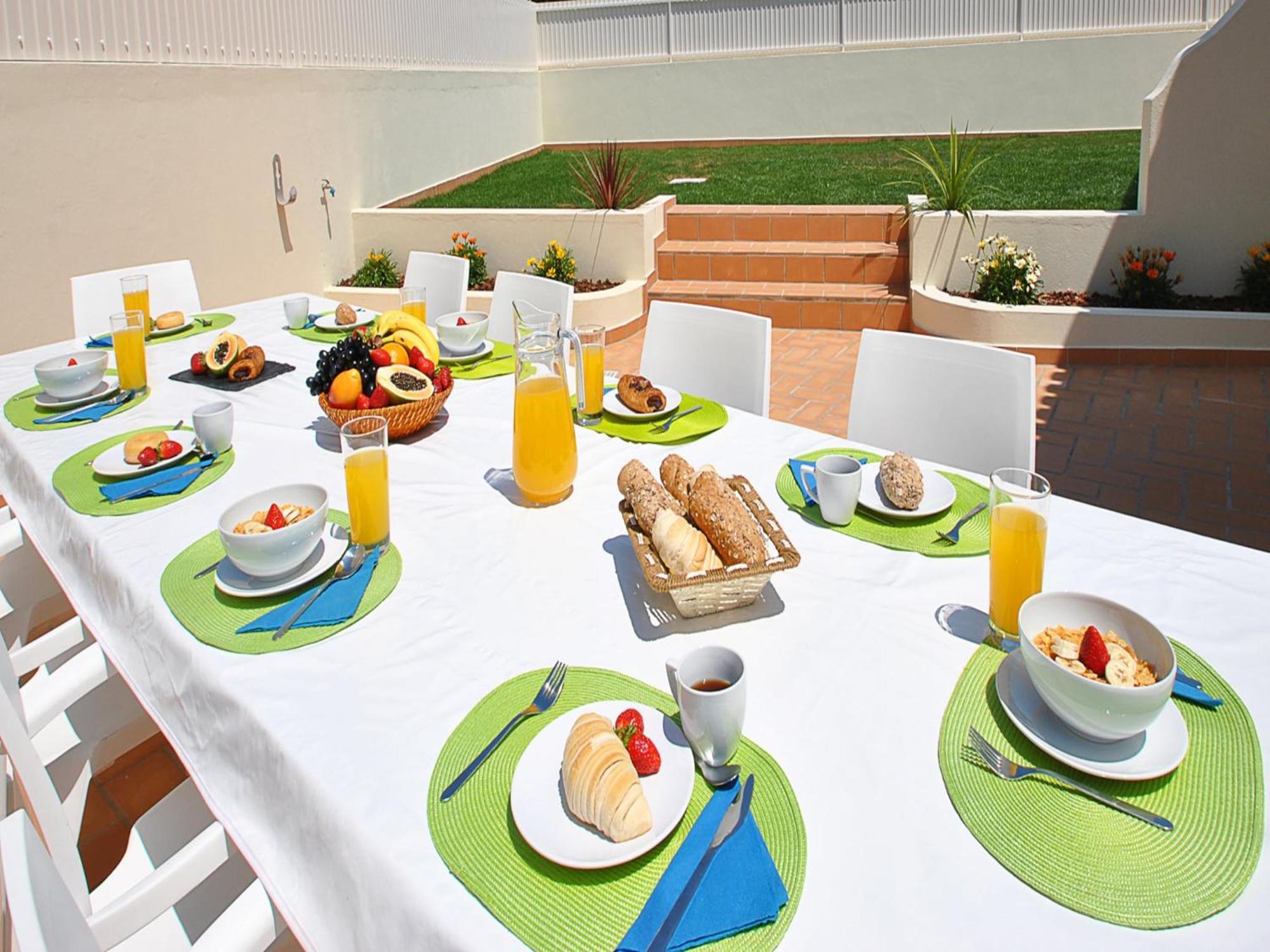 Villa With Heatable Pool Albufeira