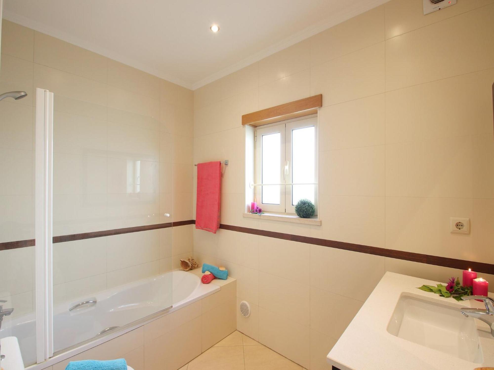 With Heatable Pool * Albufeira
