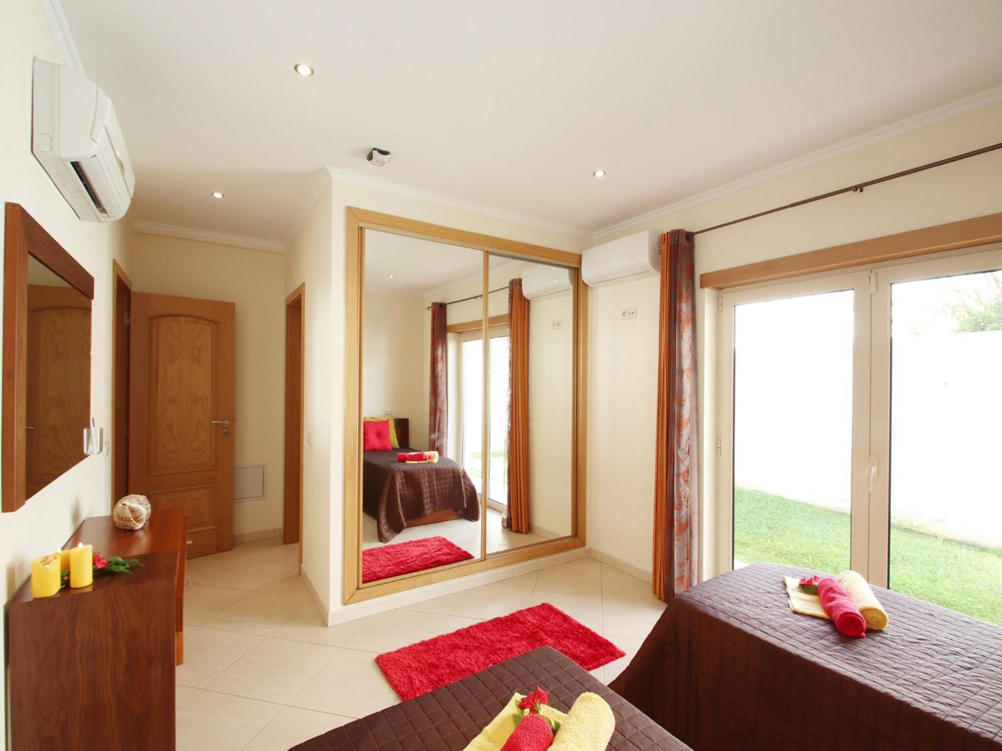 With Heatable Pool Villa *