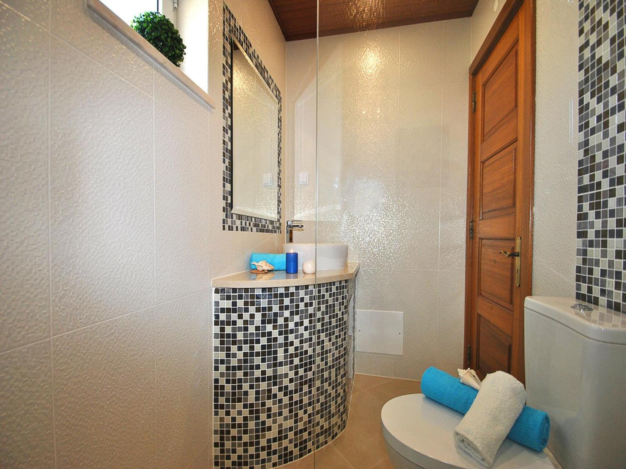 With Heatable Pool Villa Albufeira