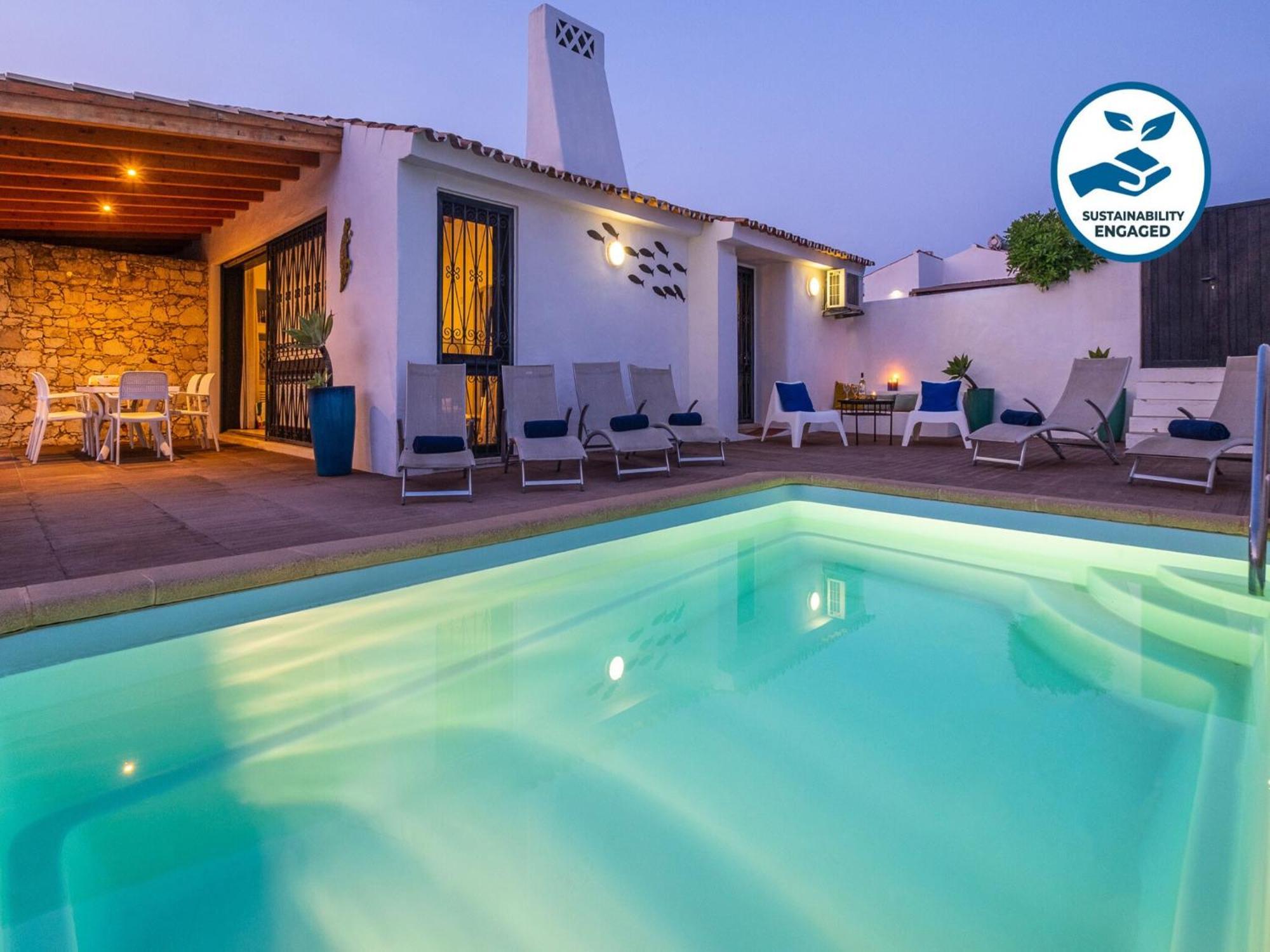 Fantastic With Heatable Pool * Albufeira