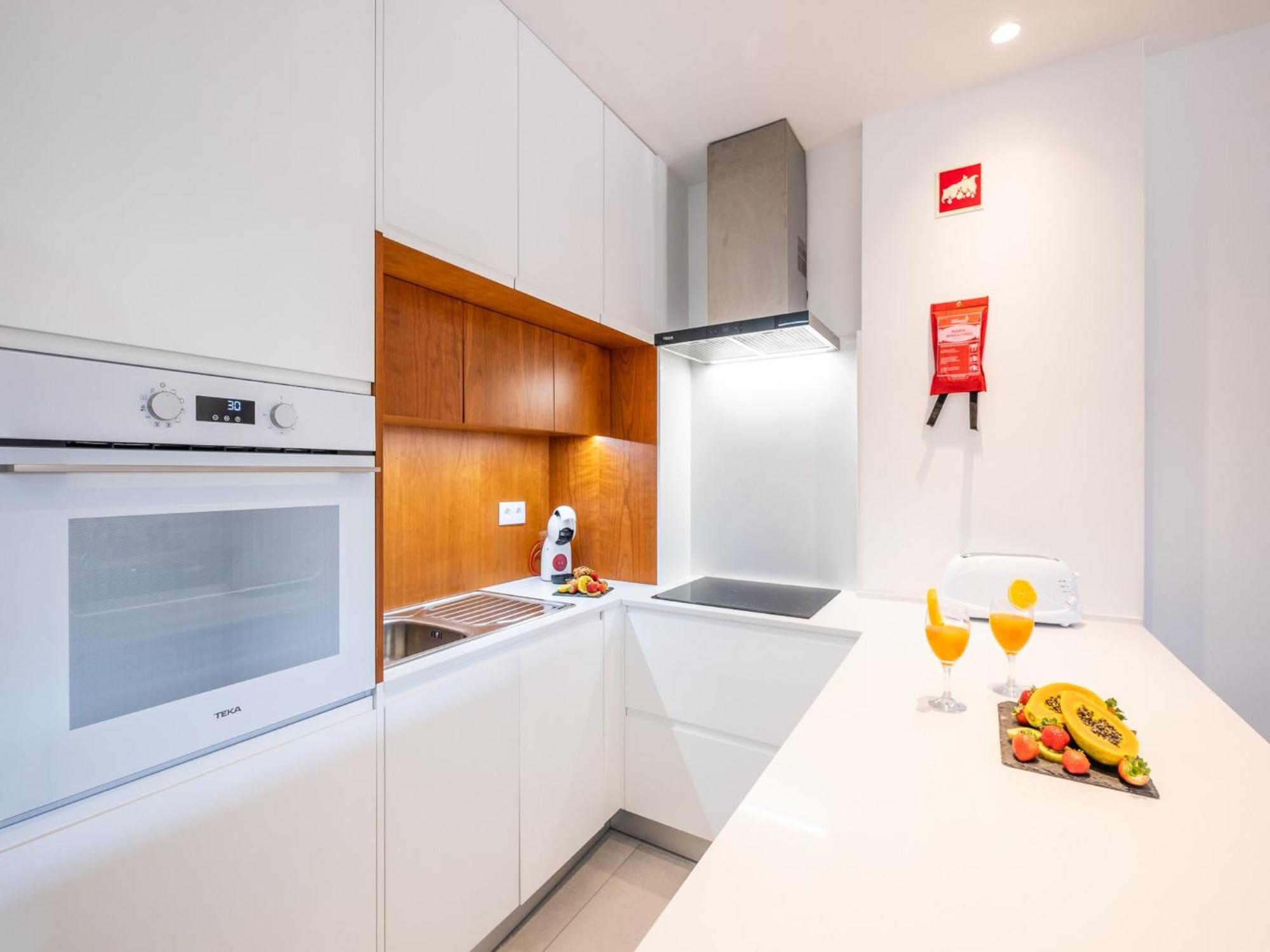 Cozy 1-bedroom Apartment *