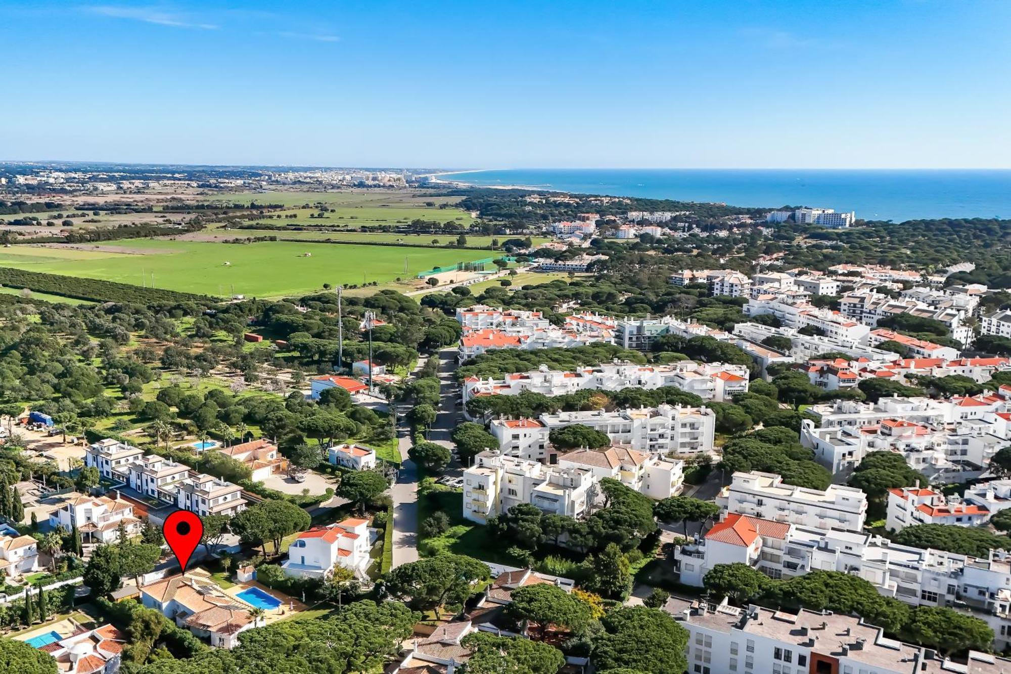 Exclusive Toulouse With Pool In Falesia Algarve Villa Albufeira