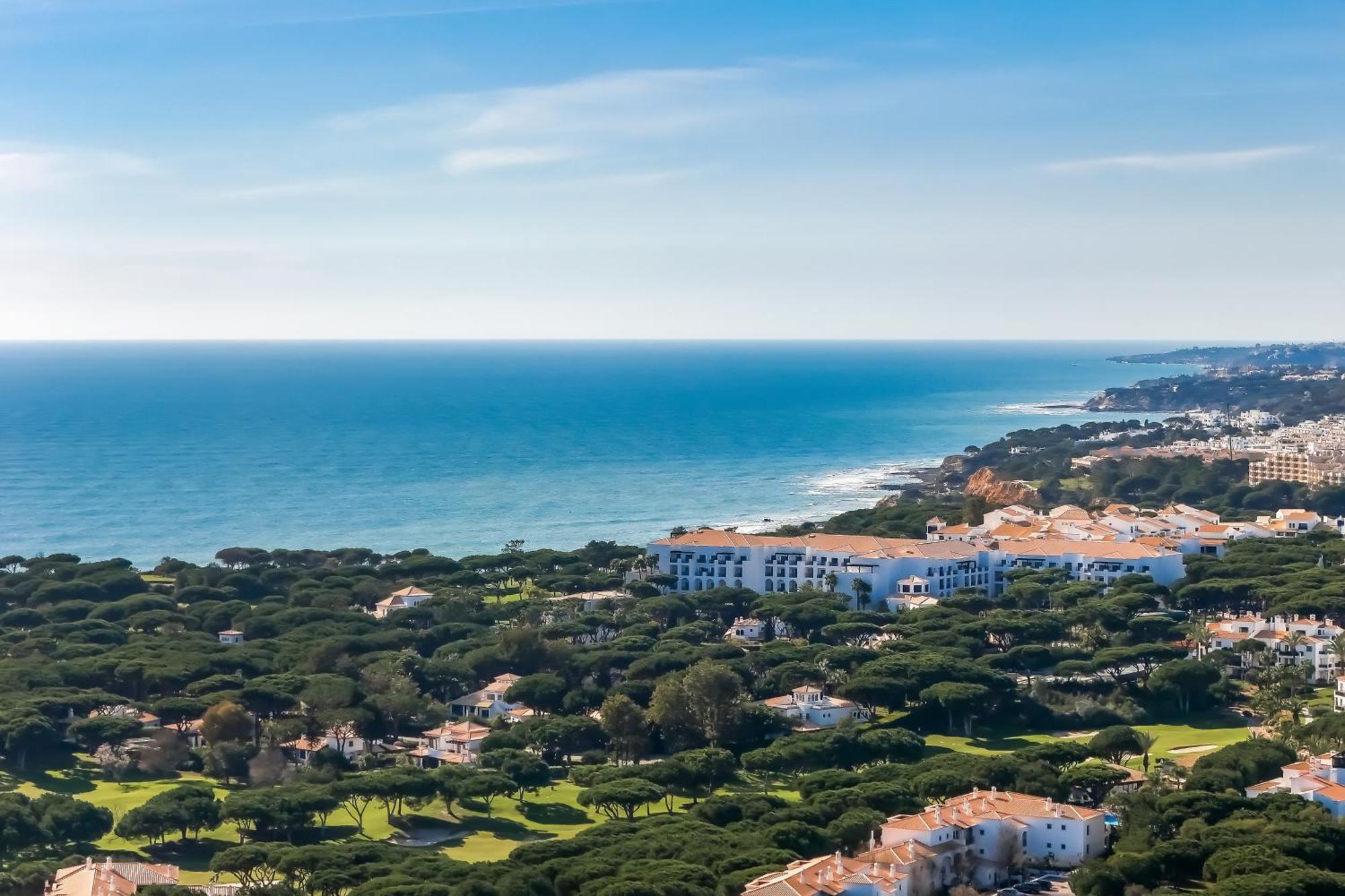 Exclusive Toulouse With Pool In Falesia Algarve Villa *