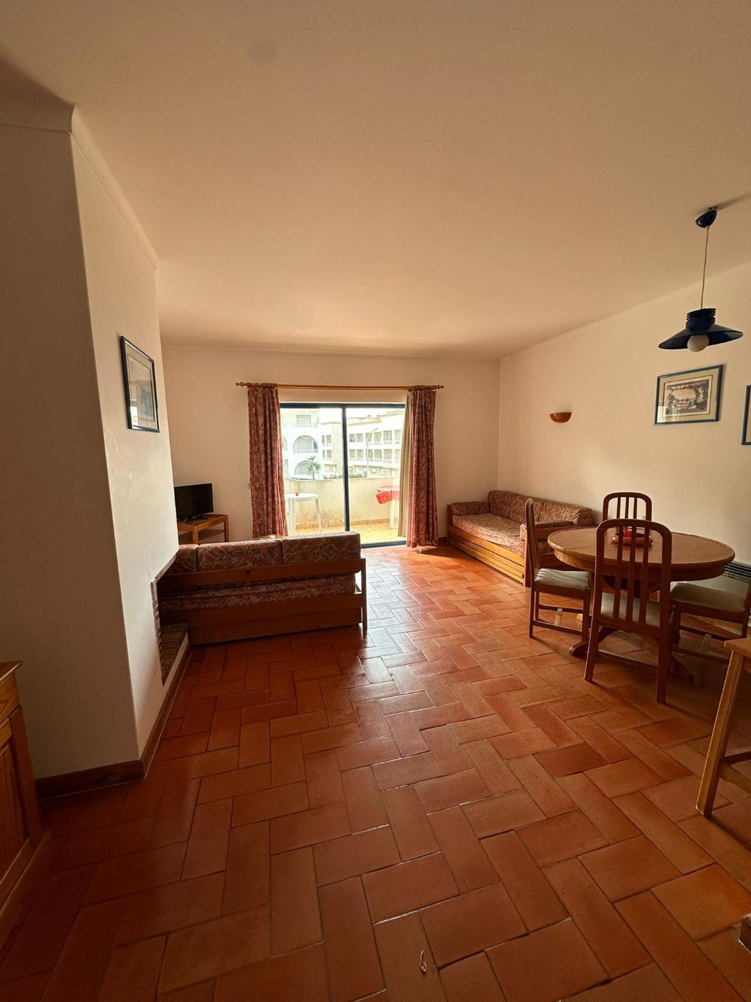 Alta Oura Beach Apartment