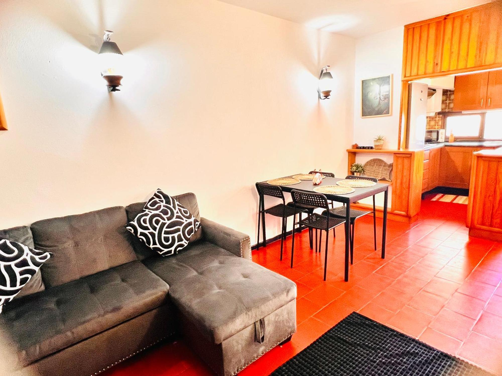 Point Da Oura Apartment