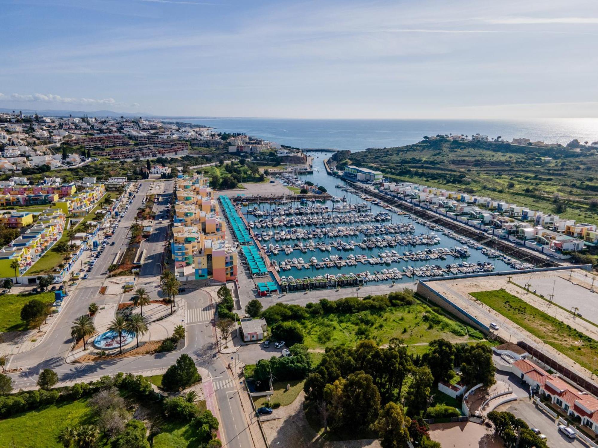 Marina 4b 1d By Rs Apartment Albufeira
