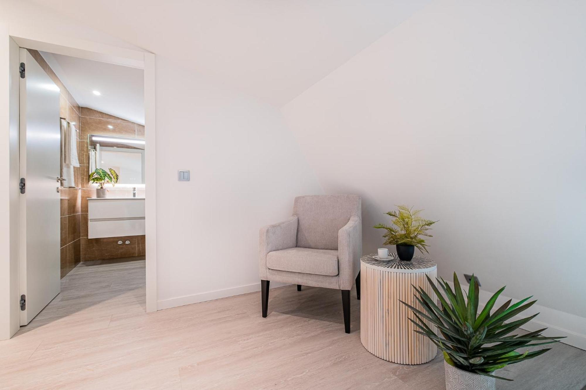 Old Town Charm Apartment *