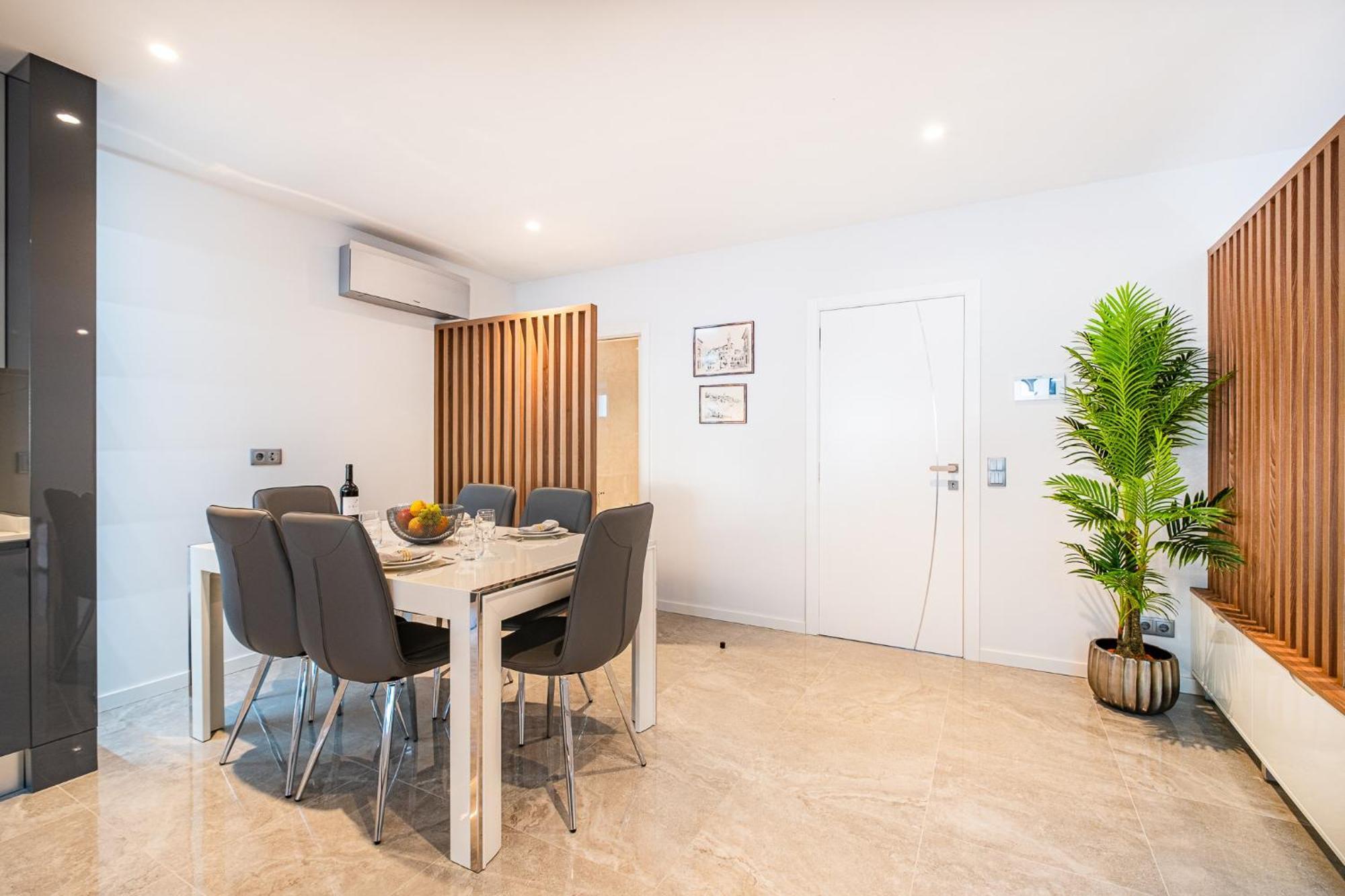 Old Town Charm Apartment