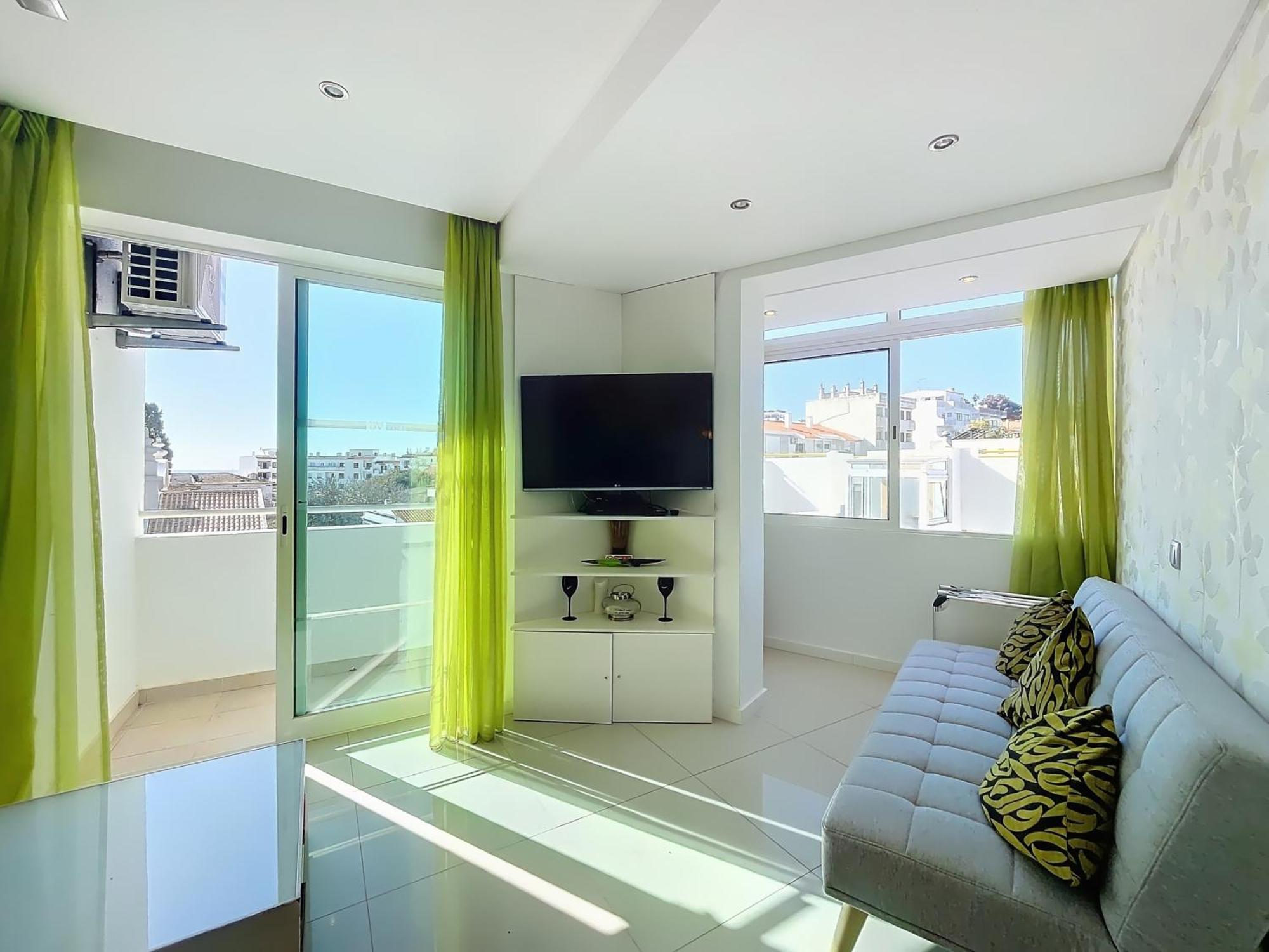 Apartment Paradise Near Old Town *