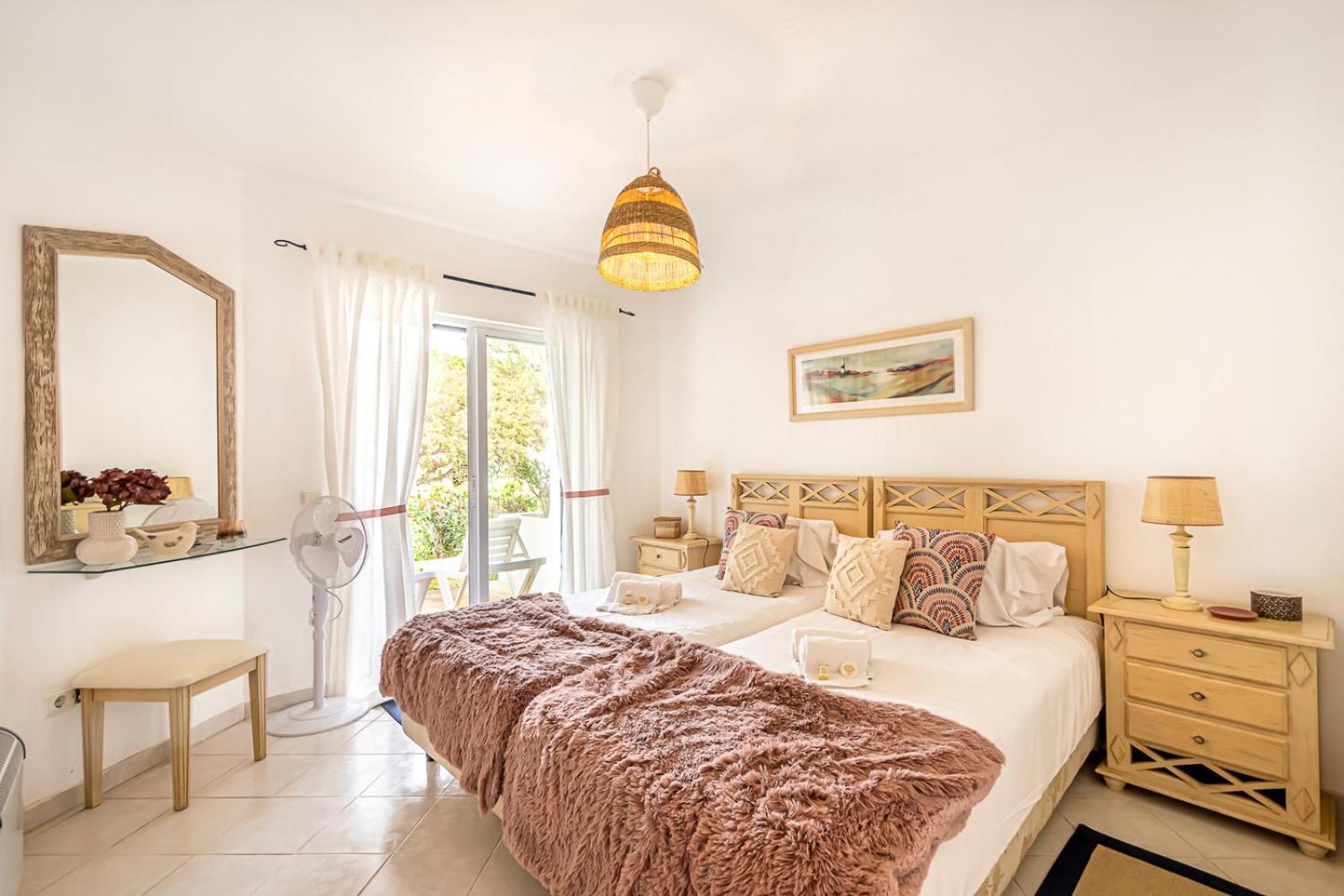 Beguest Balaia 137 *