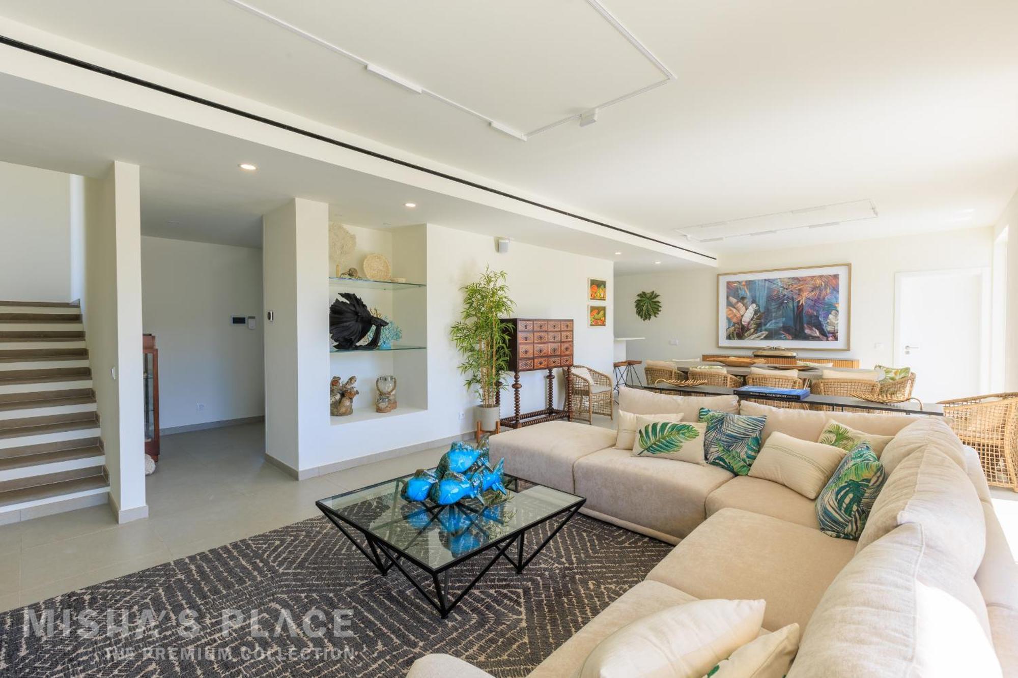 Villa Alba - Premium By Misha's Place *