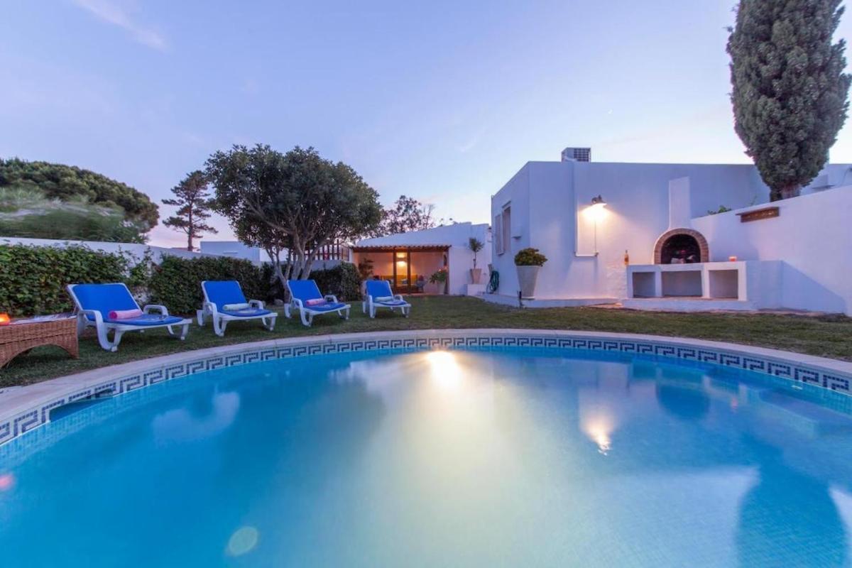 Lori, Pool, 5 Min Drive To In Albufeira