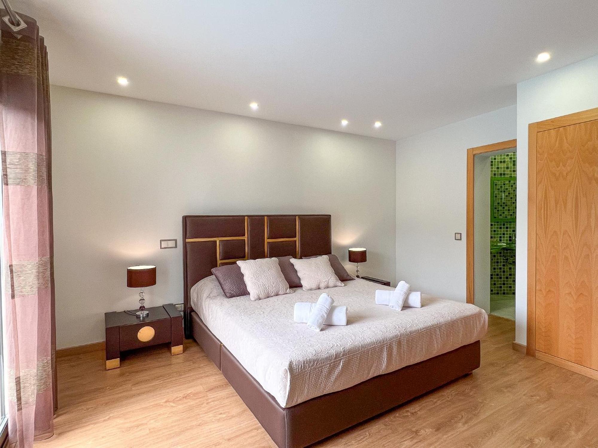 Luxury Villa, Private Heated Pool, Jacuzzi, Hammam Villa Albufeira
