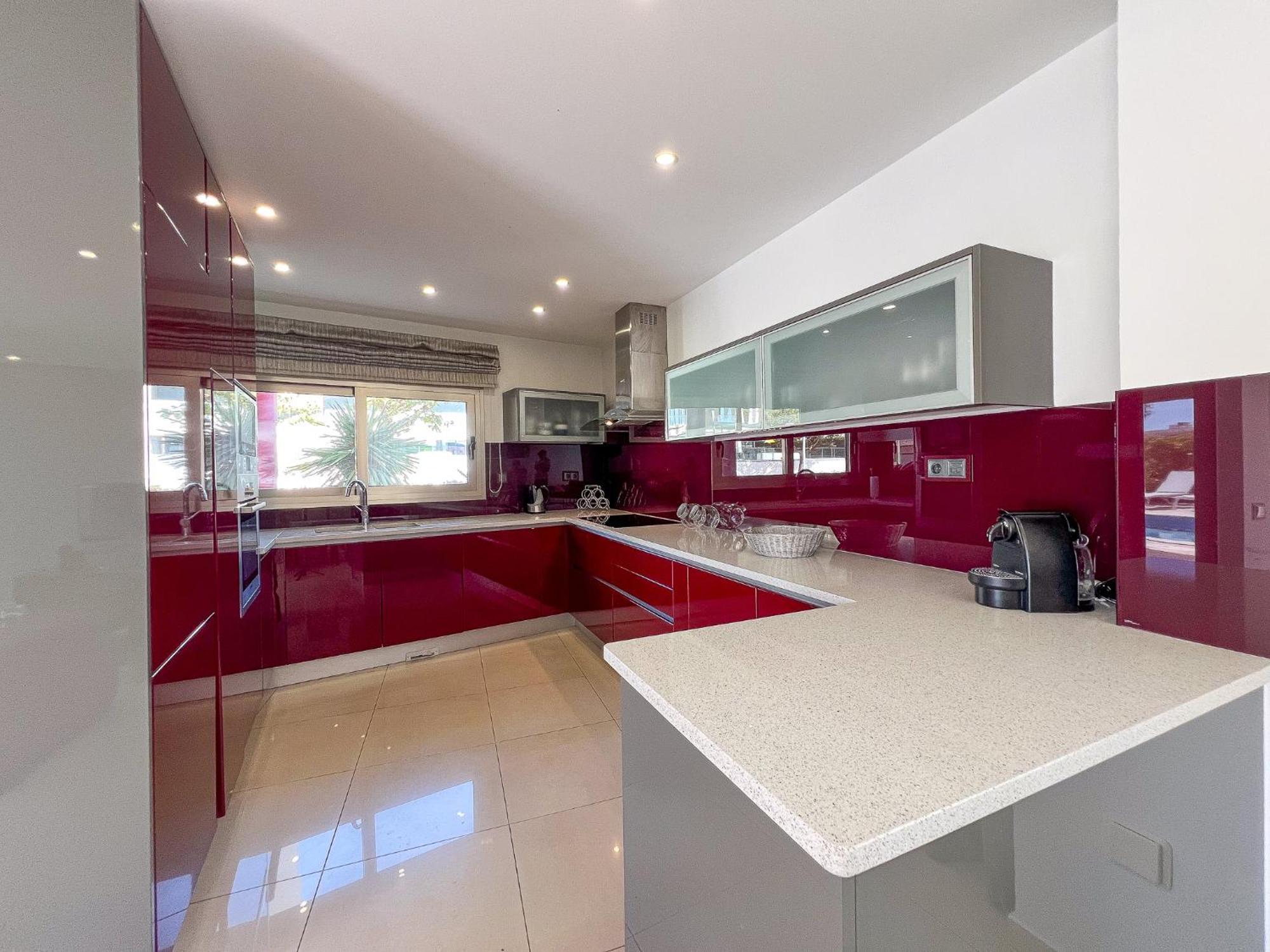 Luxury Villa, Private Heated Pool, Jacuzzi, Hammam * Albufeira