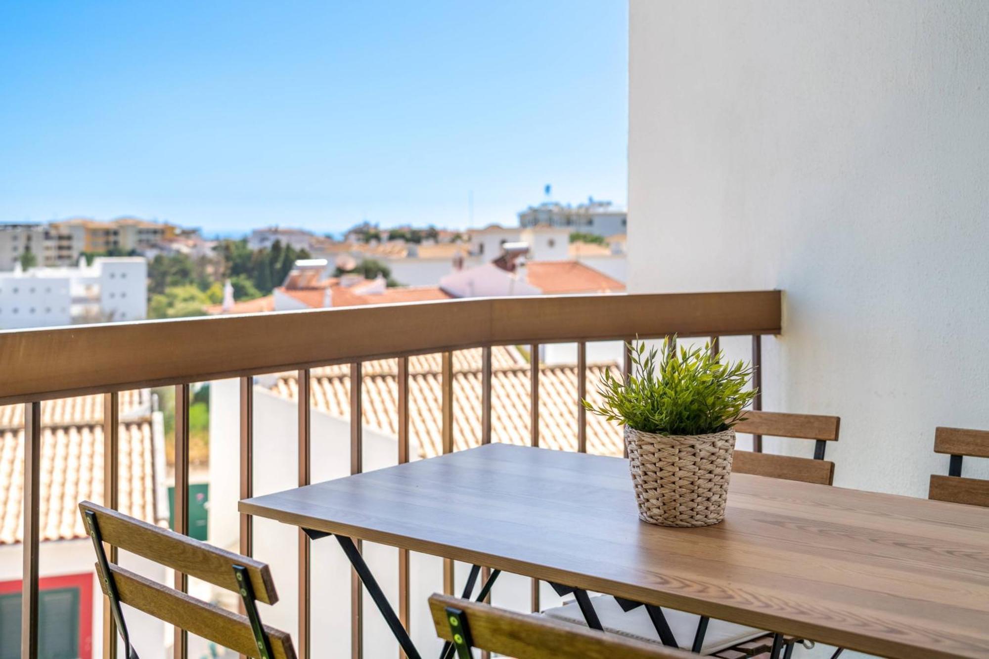 Magna - Apt- 206 By Hellovacations *