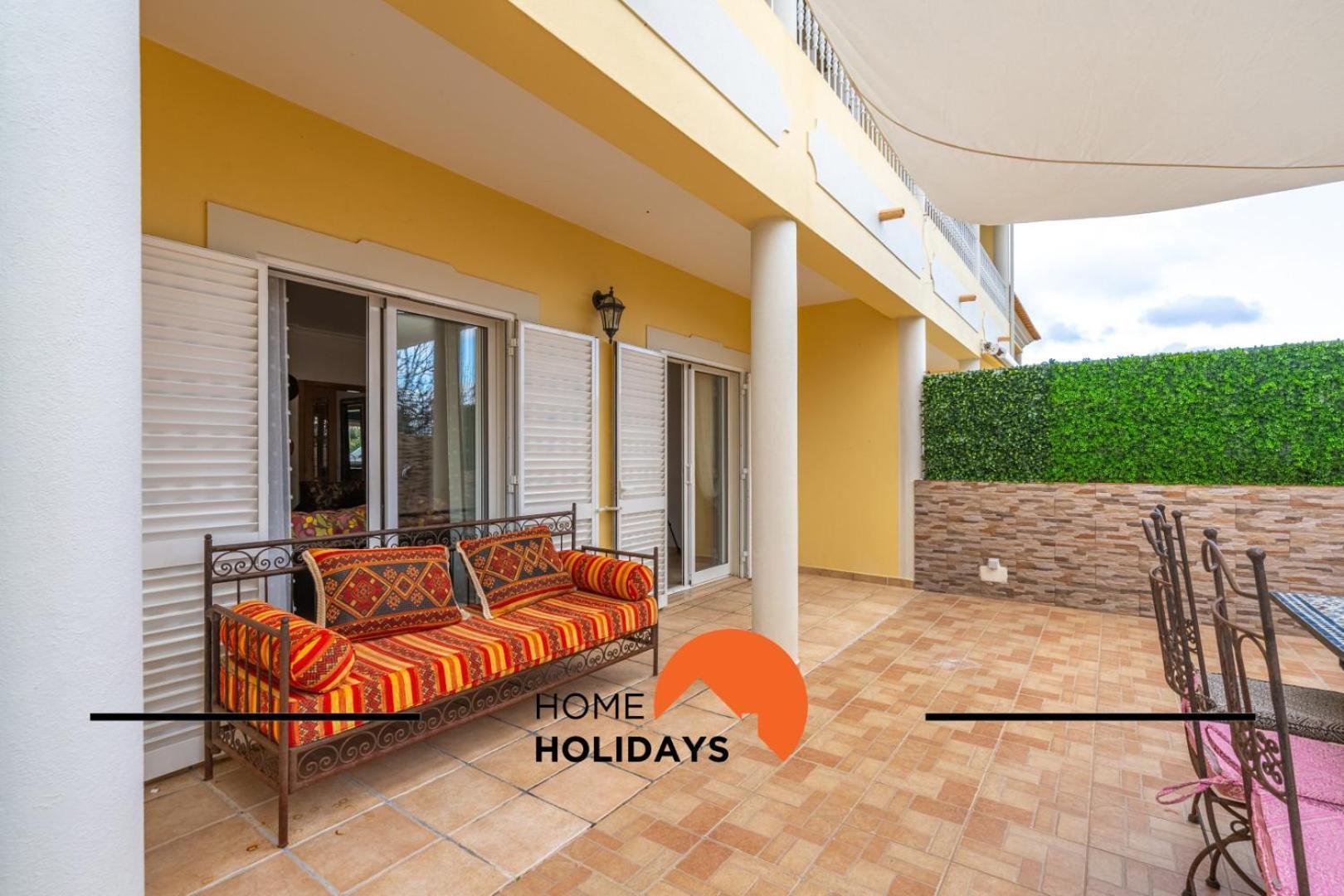 #298 Luz H By Holidays *