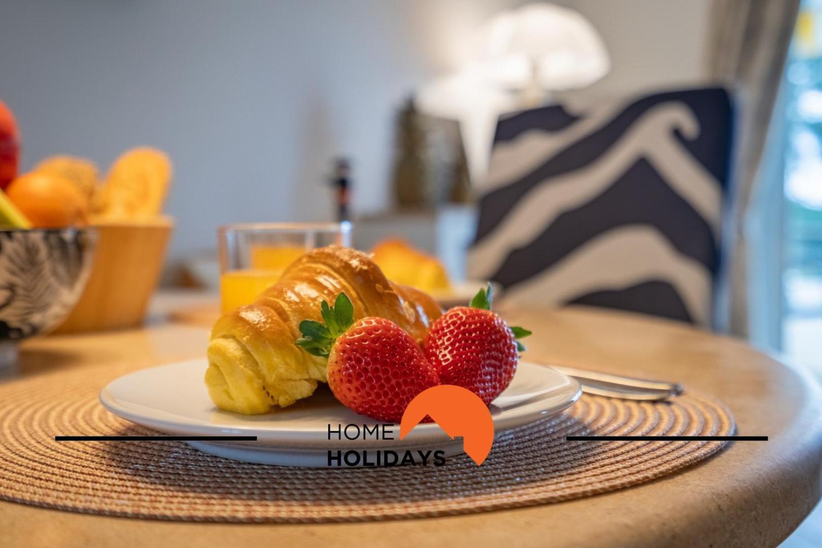 #294 T2 Com Amplo Terraco By Holidays Apartment *