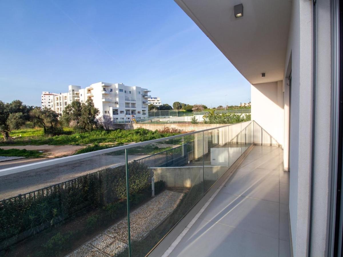 3 - Luxurious & Playground & Garage *