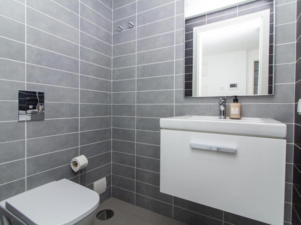 3 - Luxurious & Playground & Garage Apartment Albufeira