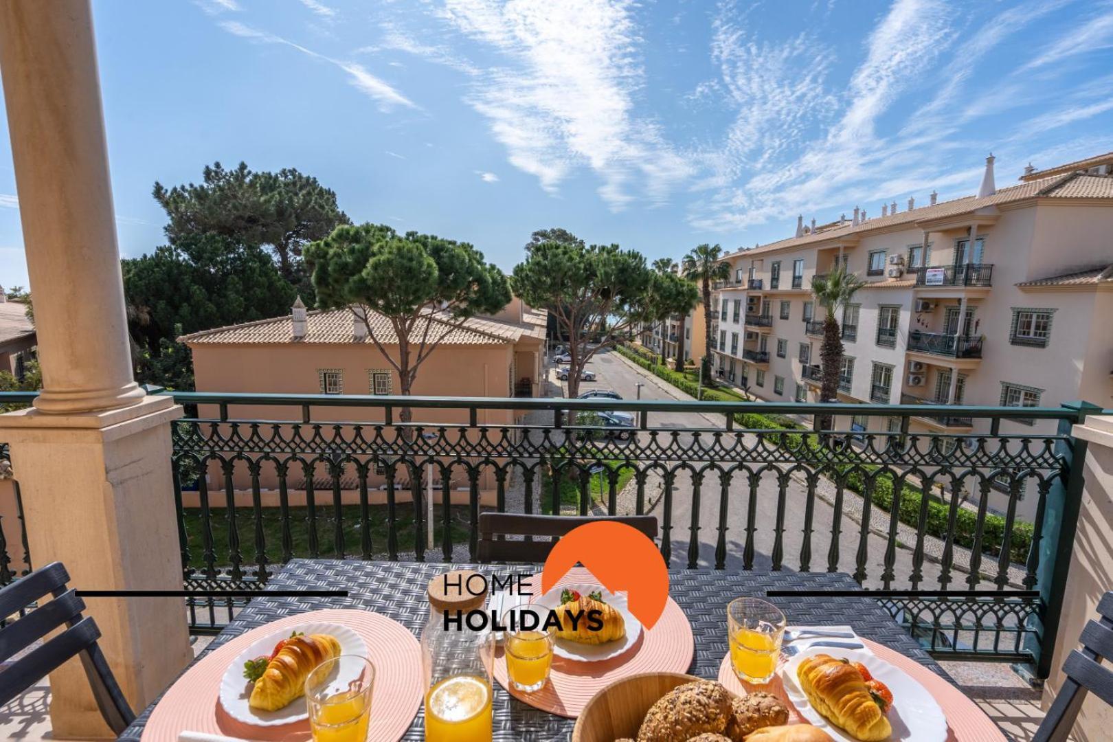 #270 Pedra Dos Bicos S By Holidays Apartment Albufeira