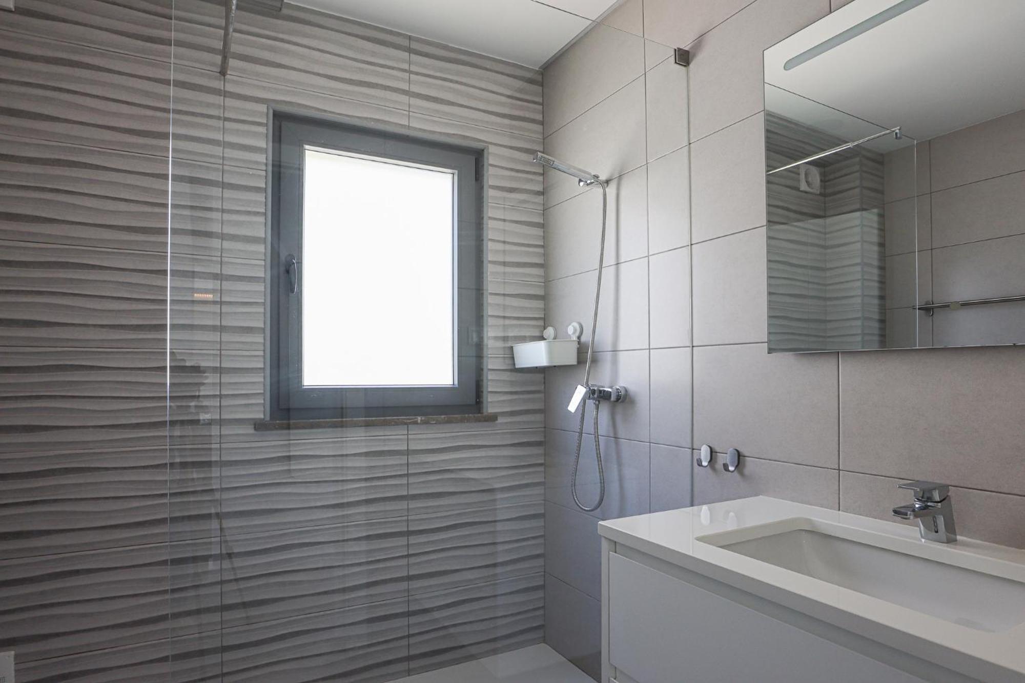 Villa Soares - Centro - For Families - By Bedzy *