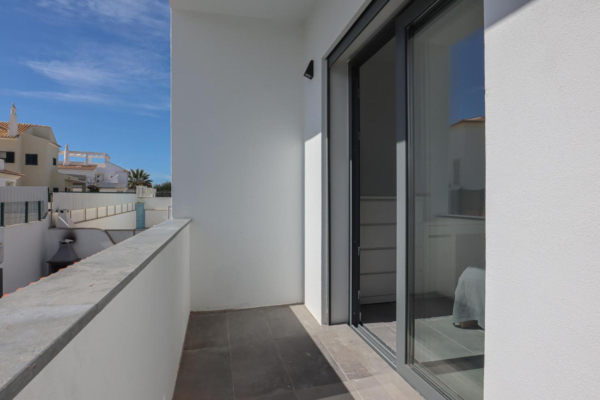 Soares - Centro - For Families - By Bedzy Villa Albufeira