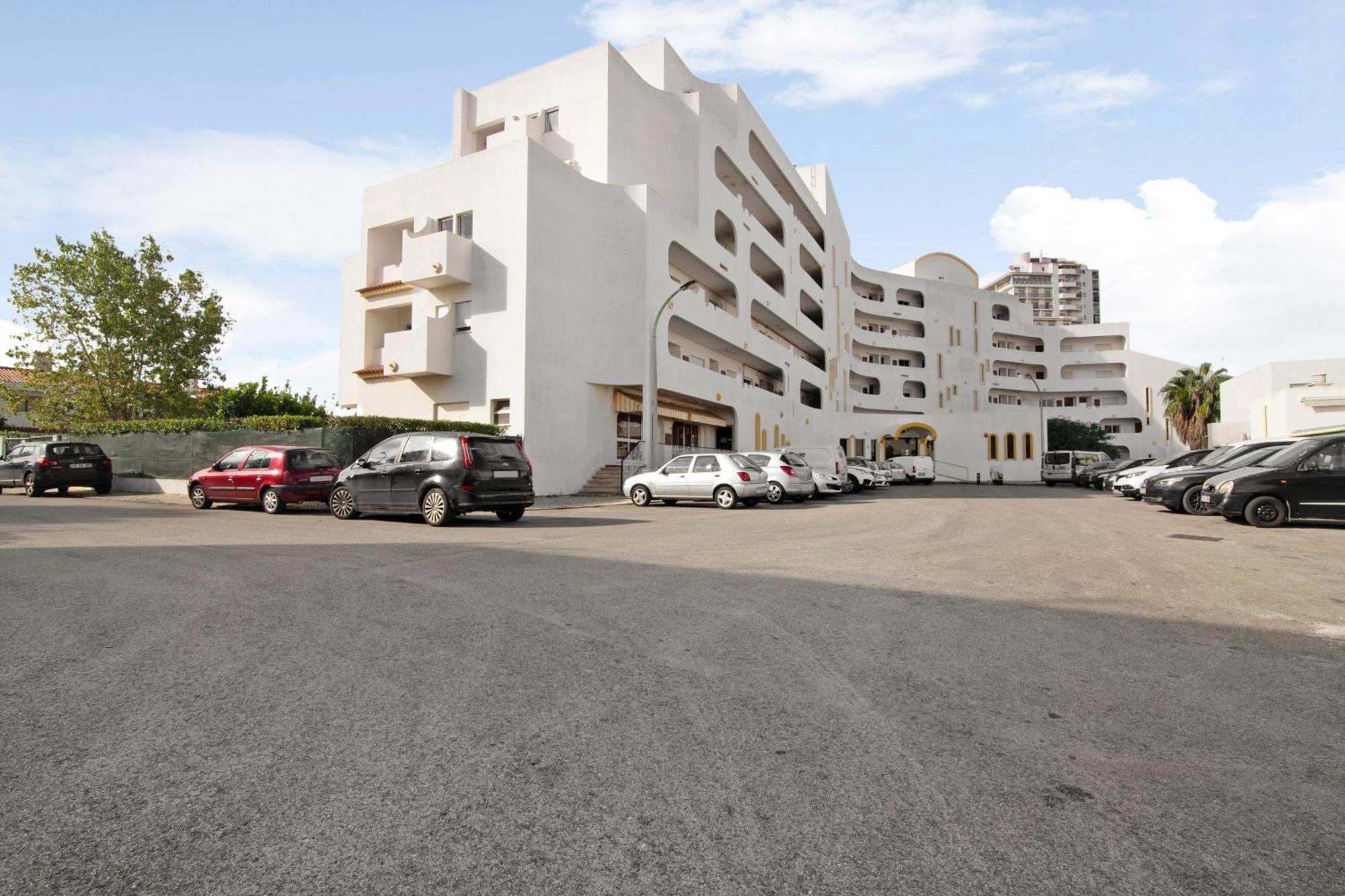 Apartamento 104 *