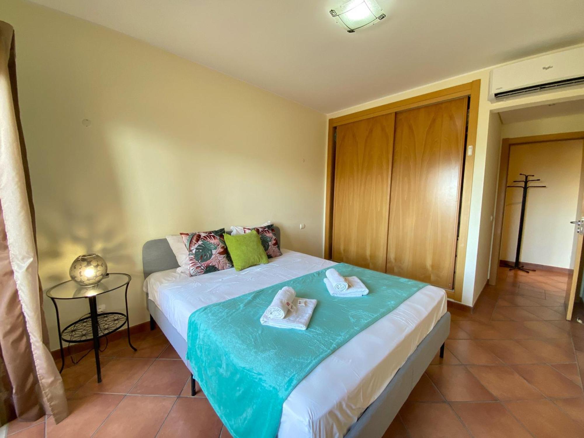 Appartement Sunny Style With Pool By Homing