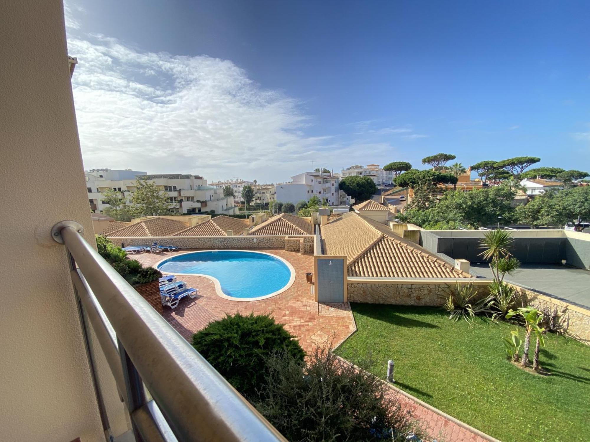 Appartement Sunny Style With Pool By Homing
