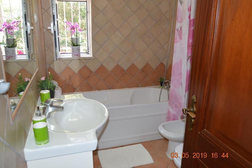 7 Bedroom Private Tenazinha Ii, With Pool Villa Albufeira
