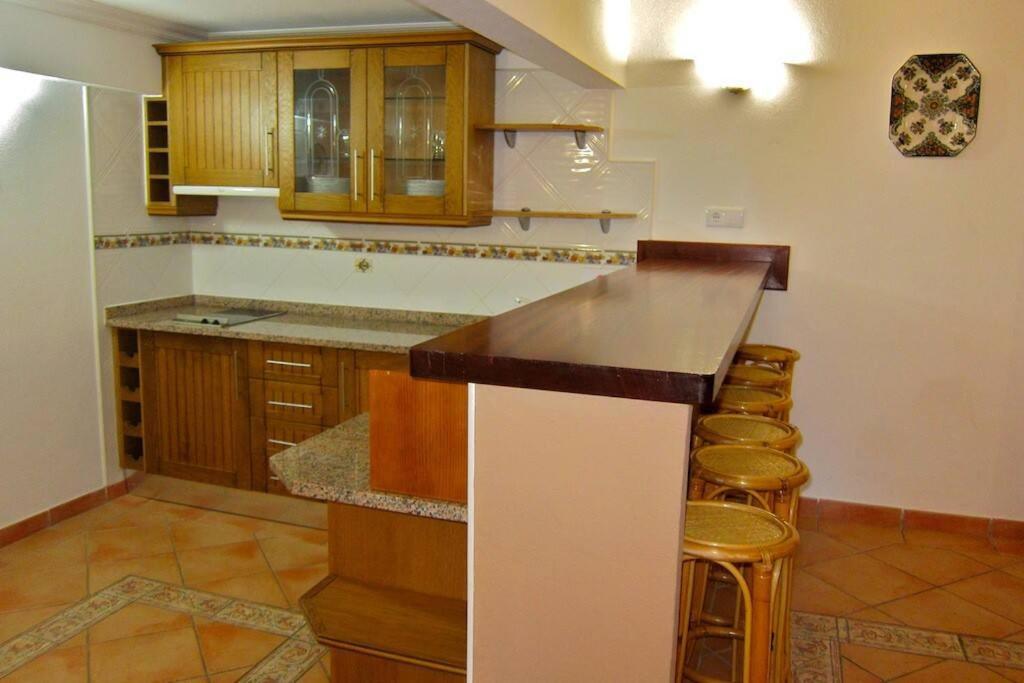 7 Bedroom Private Tenazinha Ii, With Pool *