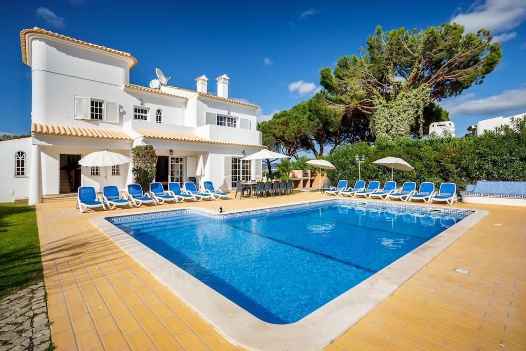 7 Bedroom Private Tenazinha Ii, With Pool Pousada Albufeira