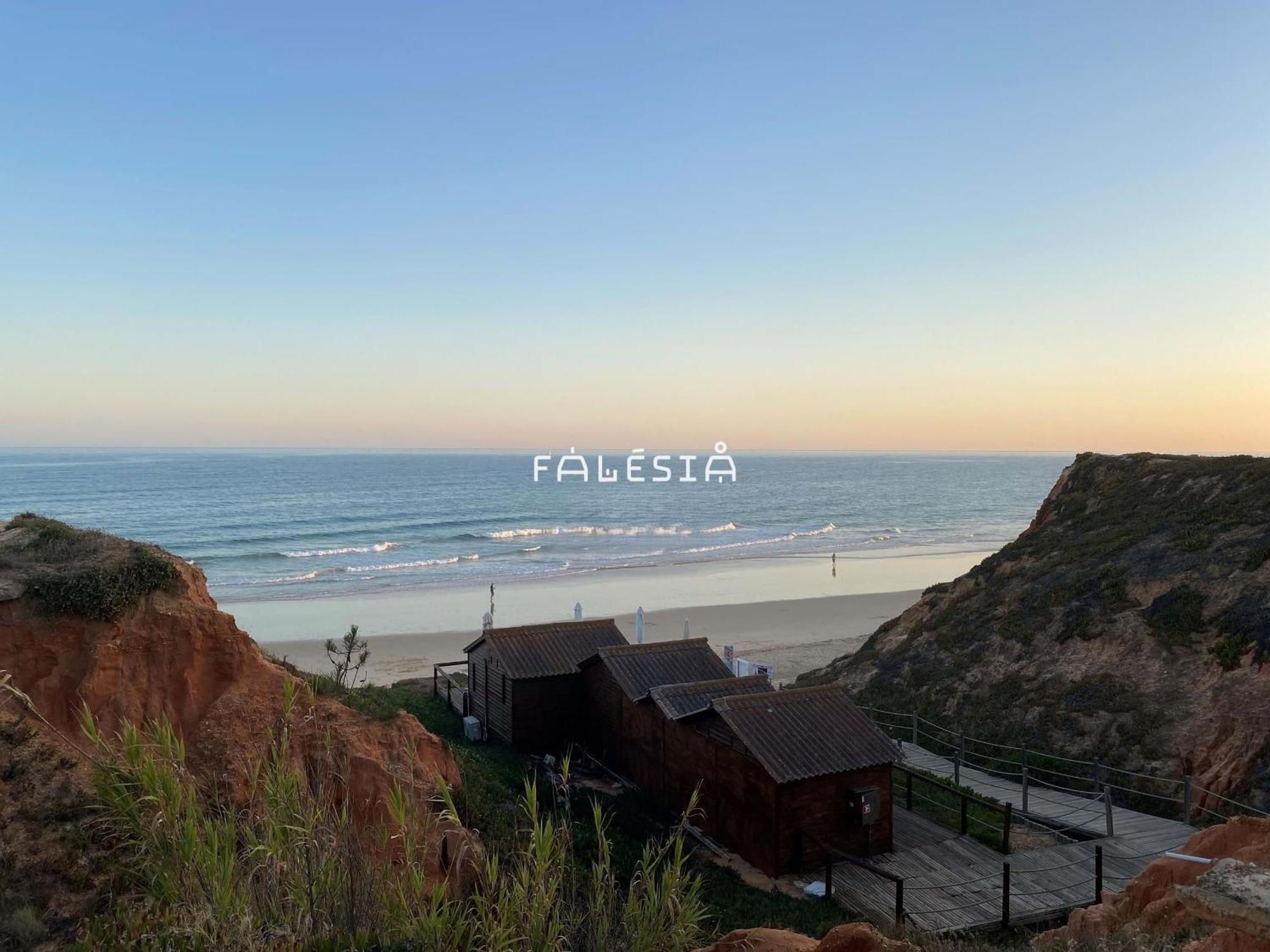 Alfamar E Falesia *