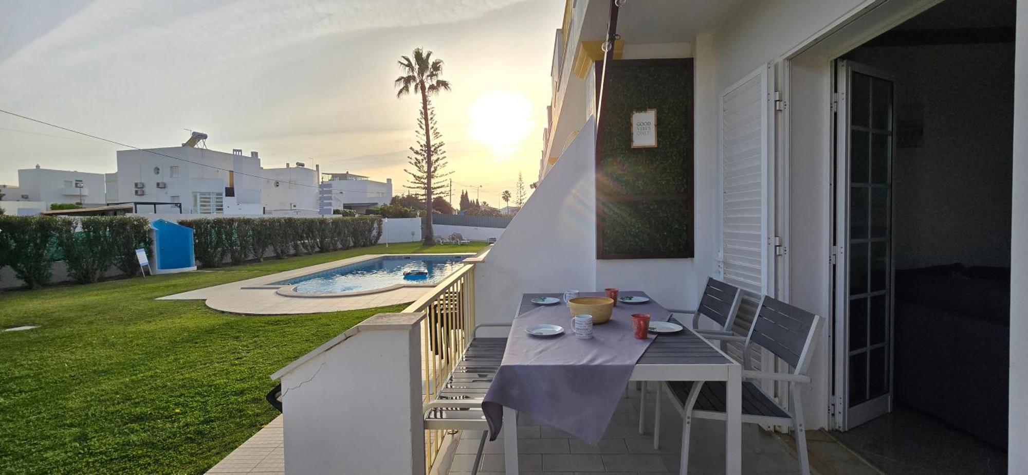 Holiday home Summertime - Private Jacuzzi And Bikes, 800m