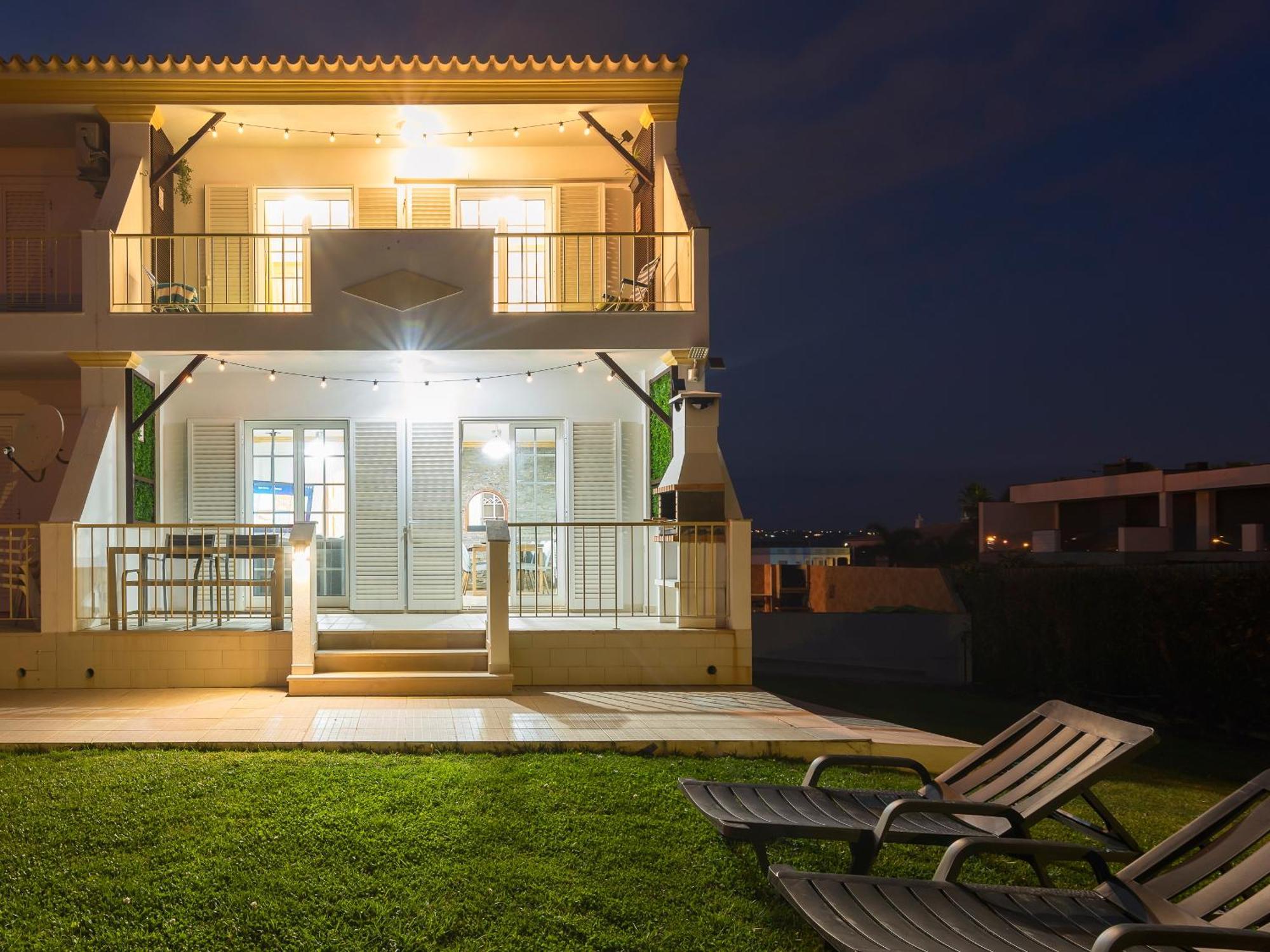 Holiday home Summertime - Private Jacuzzi And Bikes, 800m