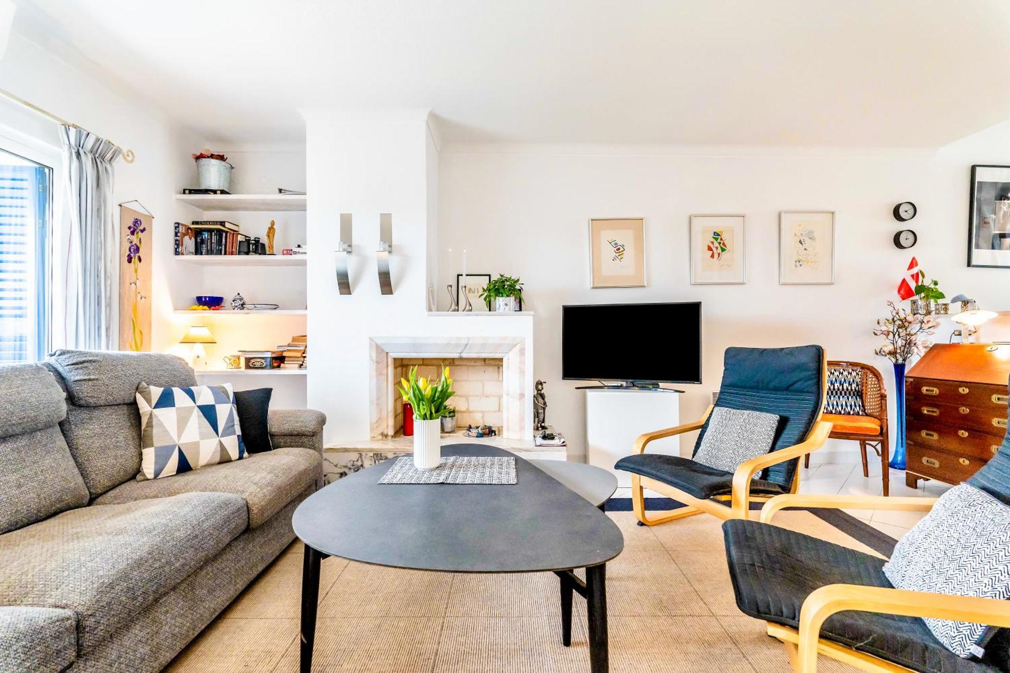 Stunning Sunrise & Sunset Rooftop By Becherish Appartement