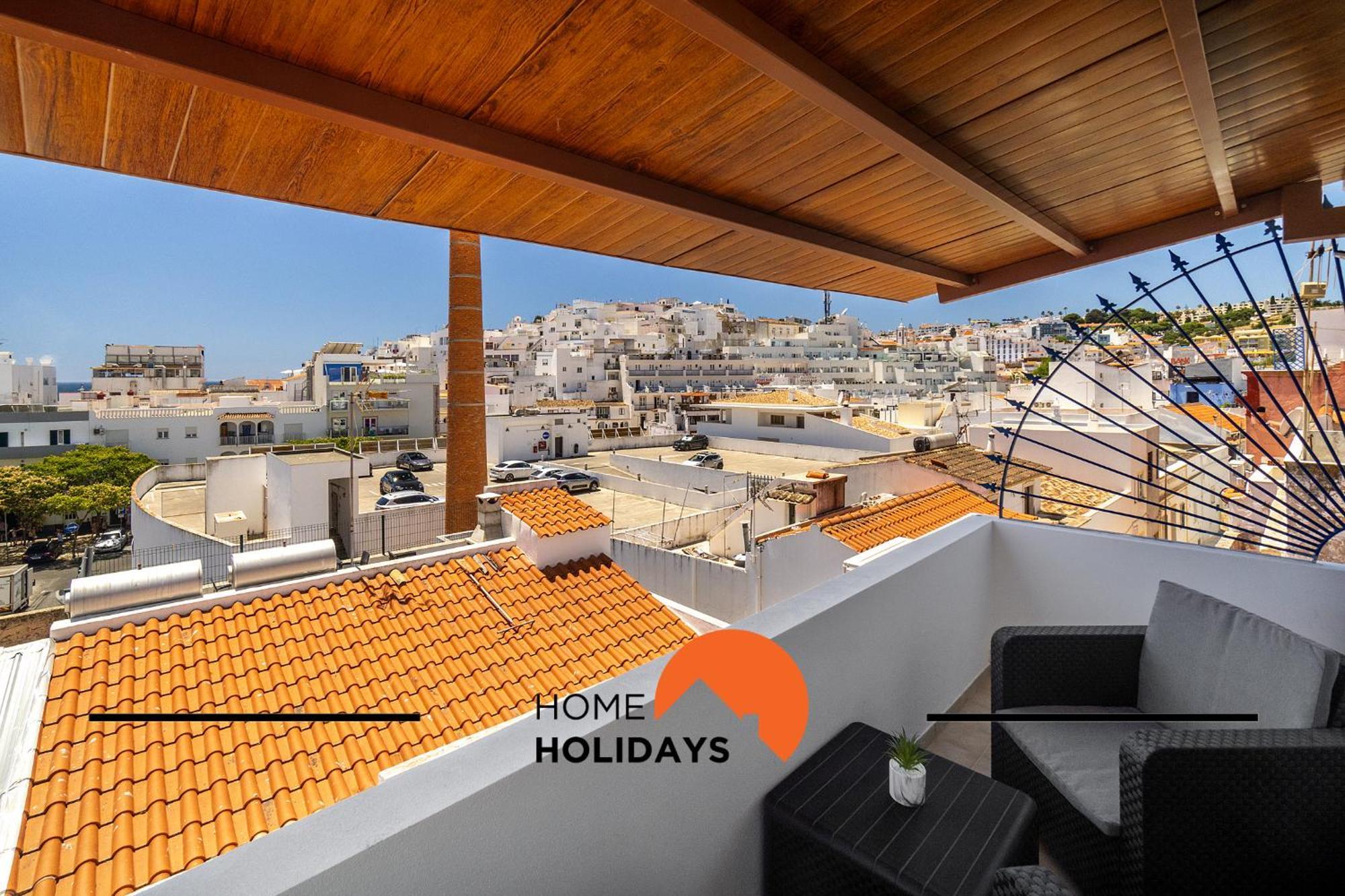 #305 Sea House By Holidays Apartment *