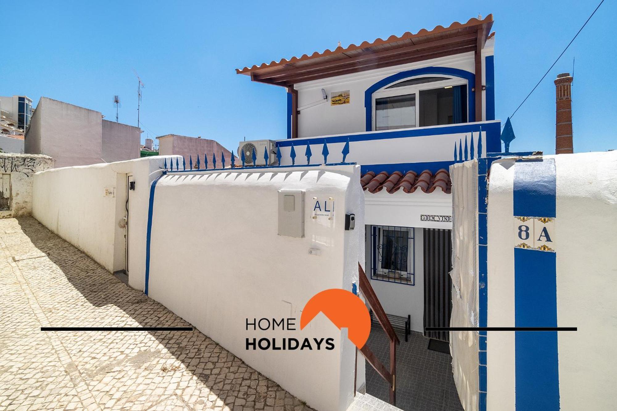 #305 Sea House By Holidays
