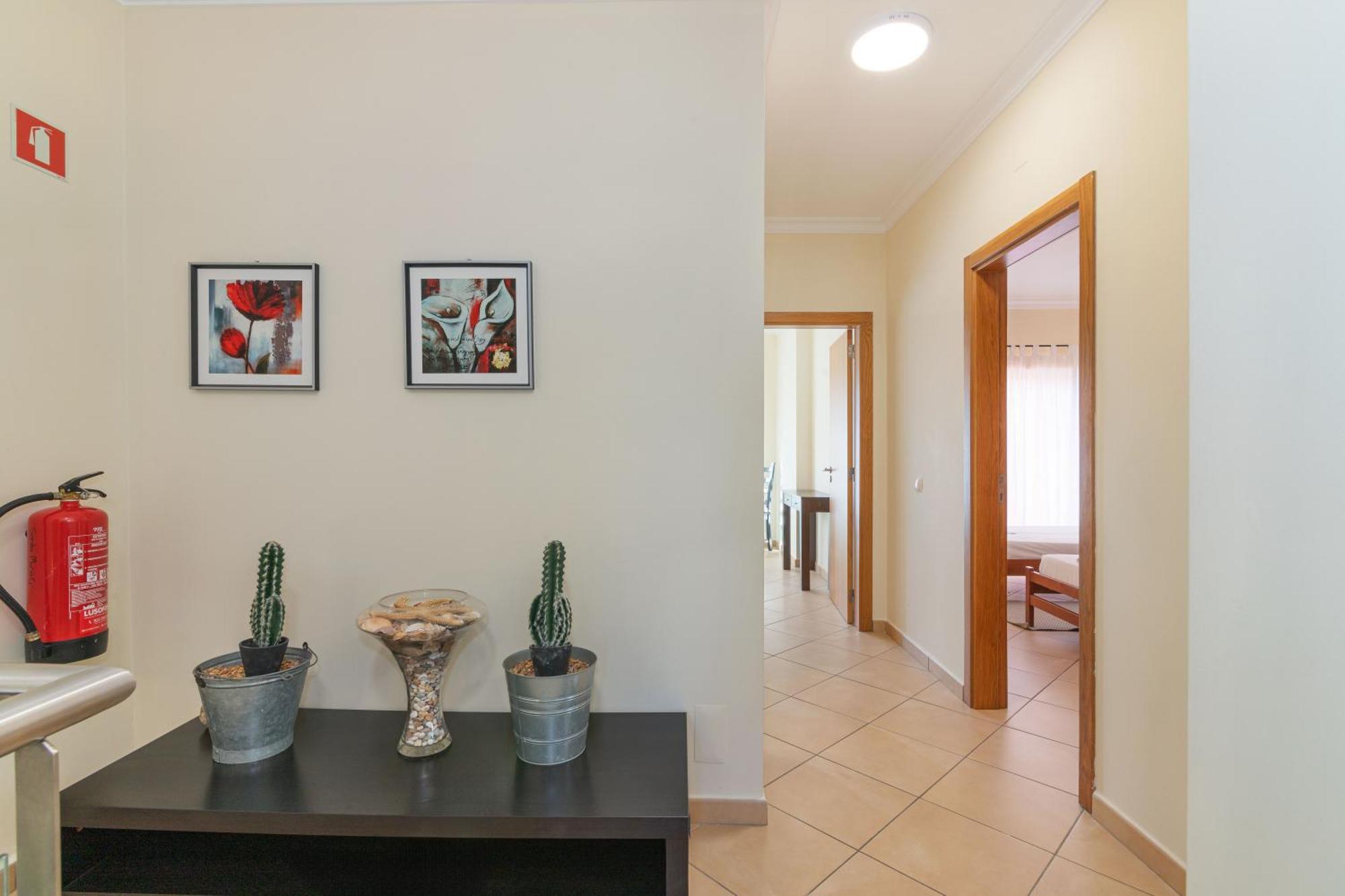 Jardins Vale De Santa Maria G, With Pool Holiday home *