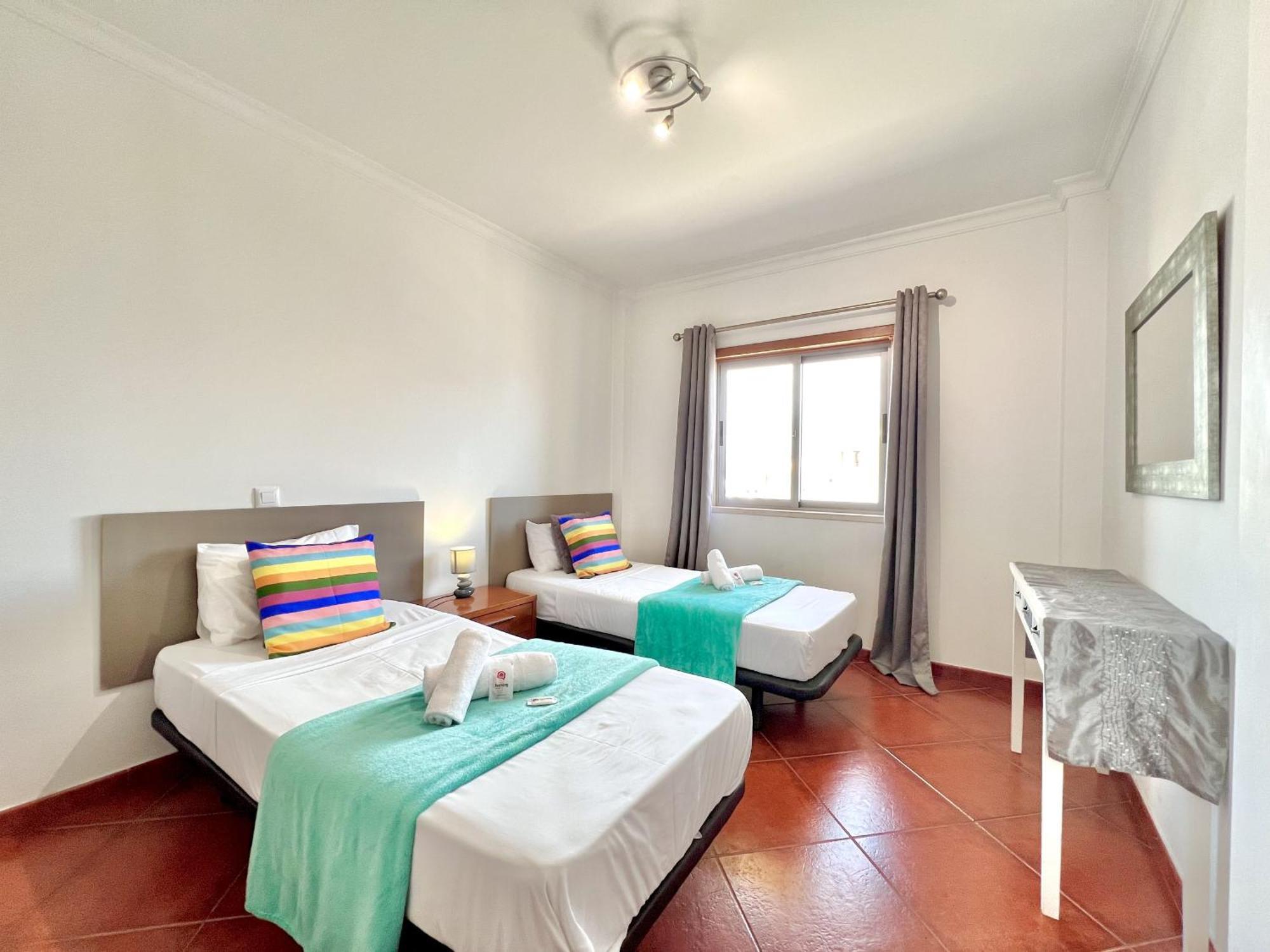 Modern 6 With Pool By Homing